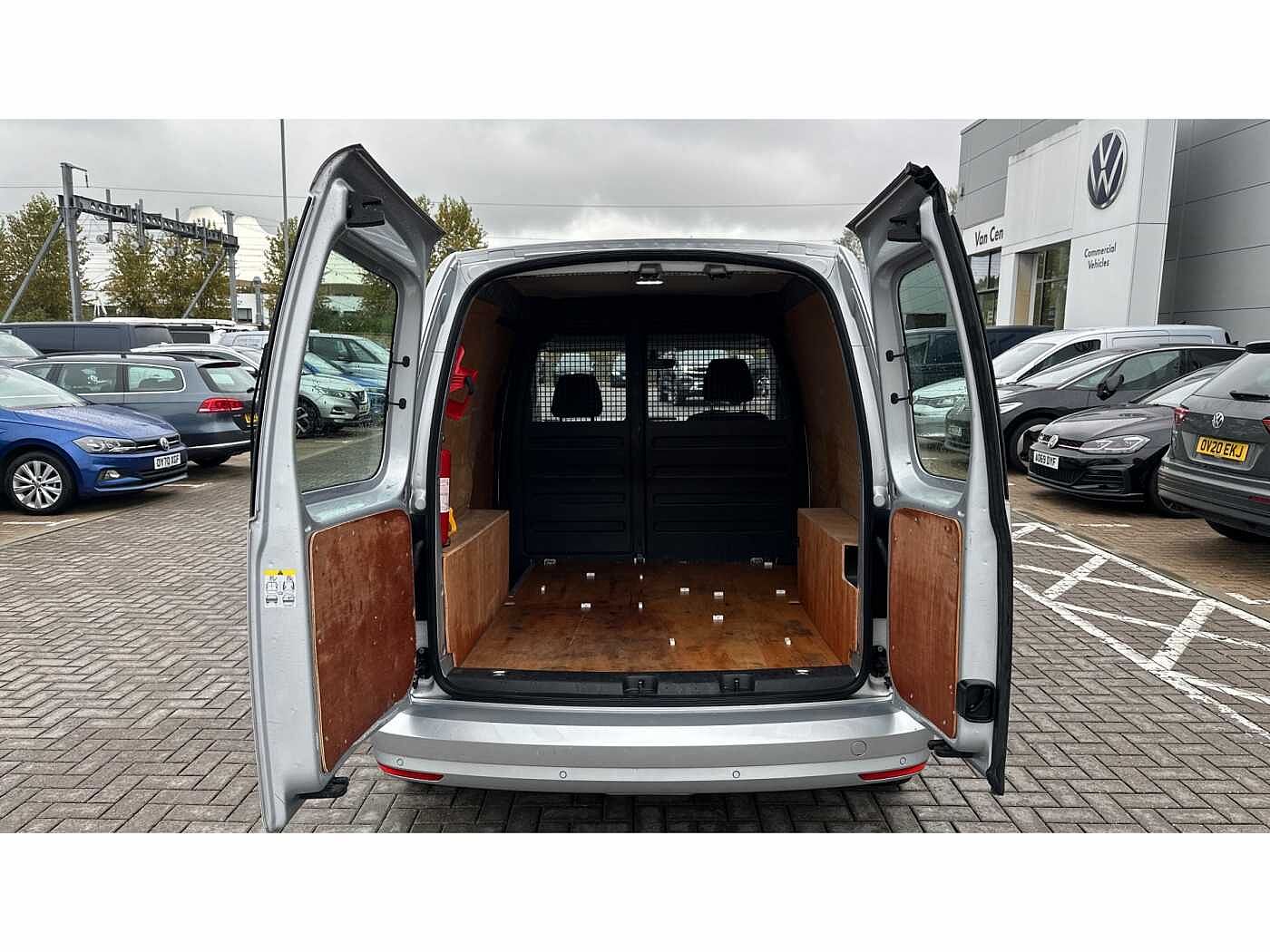 Volkswagen Caddy C20 Panel van Highline SWB 150 PS 2.0 TDI 6sp DSG