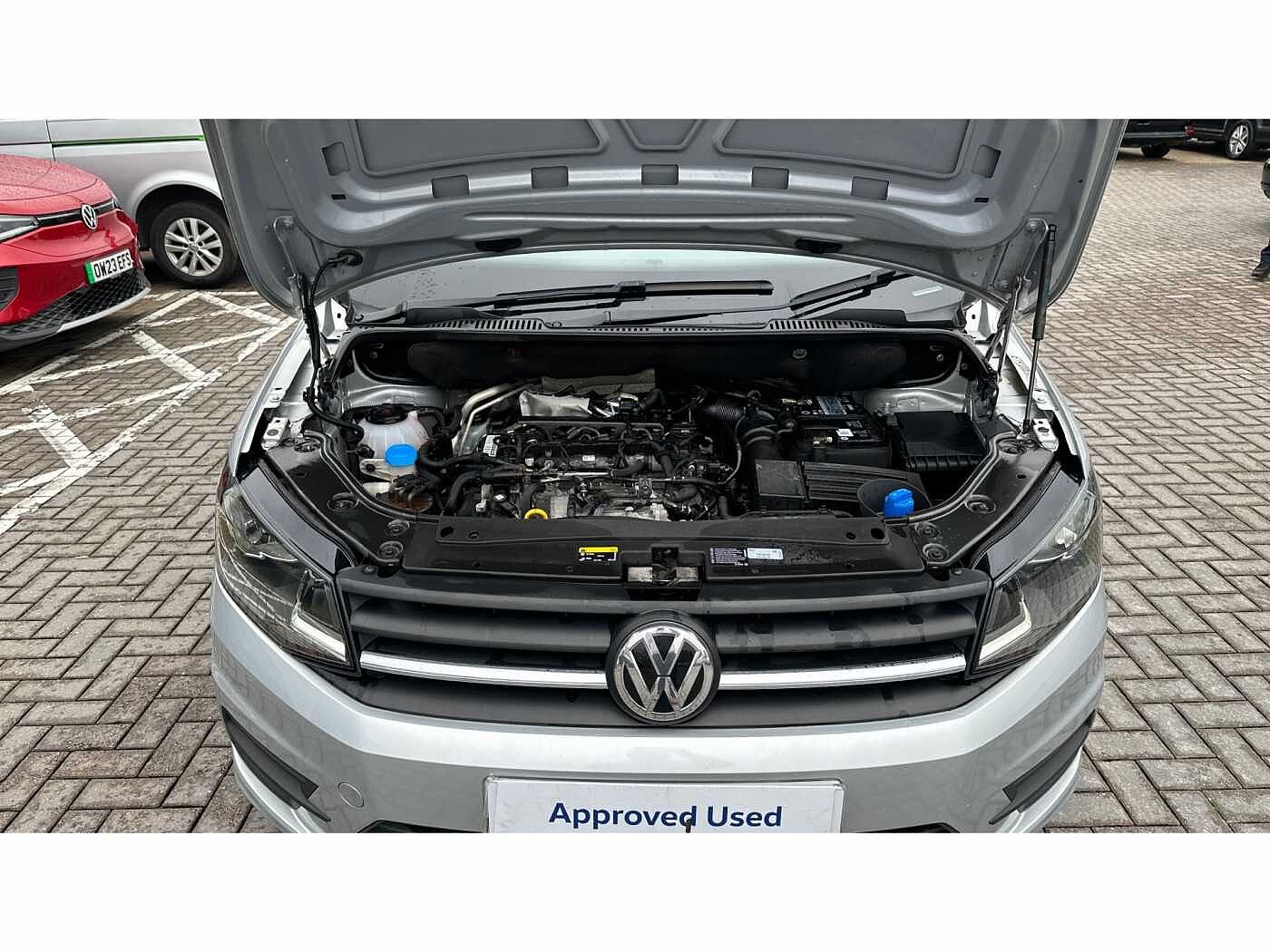 Volkswagen Caddy C20 Panel van Highline SWB 150 PS 2.0 TDI 6sp DSG