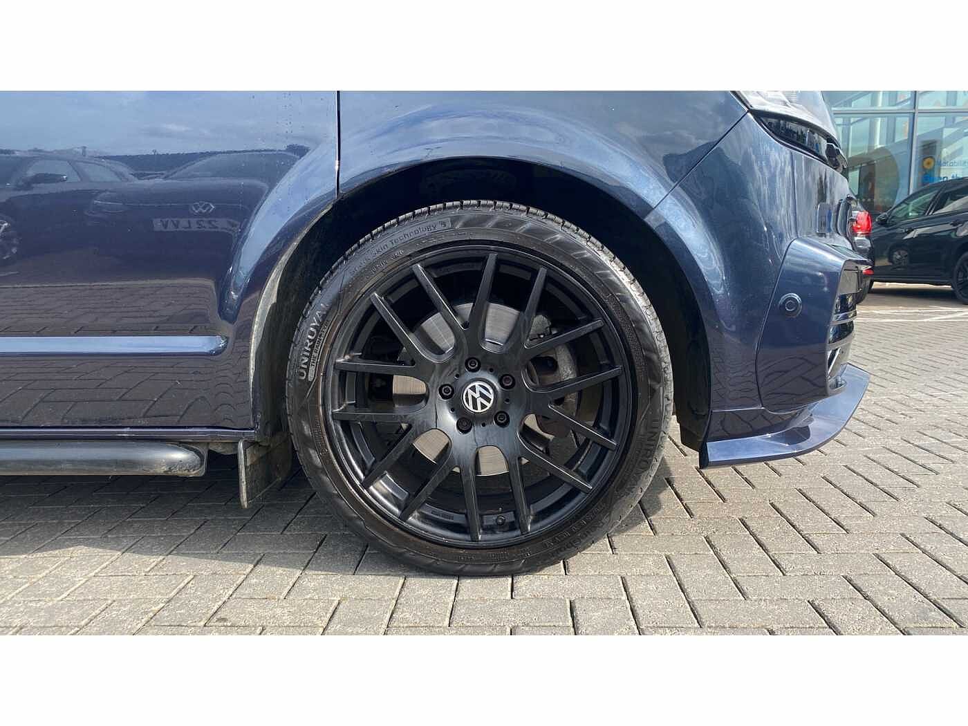 Volkswagen Transporter T32 Kombi Highline SWB 199 PS 2.0 TDI 7sp DSG 4MOTION