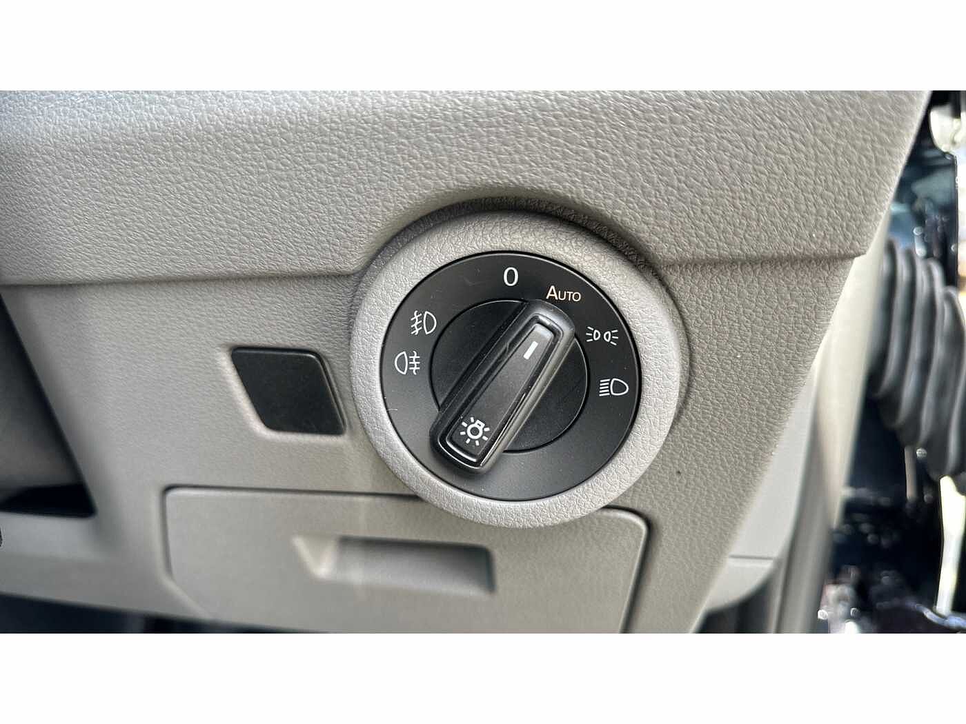 Volkswagen Transporter T32 Panel van Highline SWB 150 PS 2.0 TDI 7sp DSG