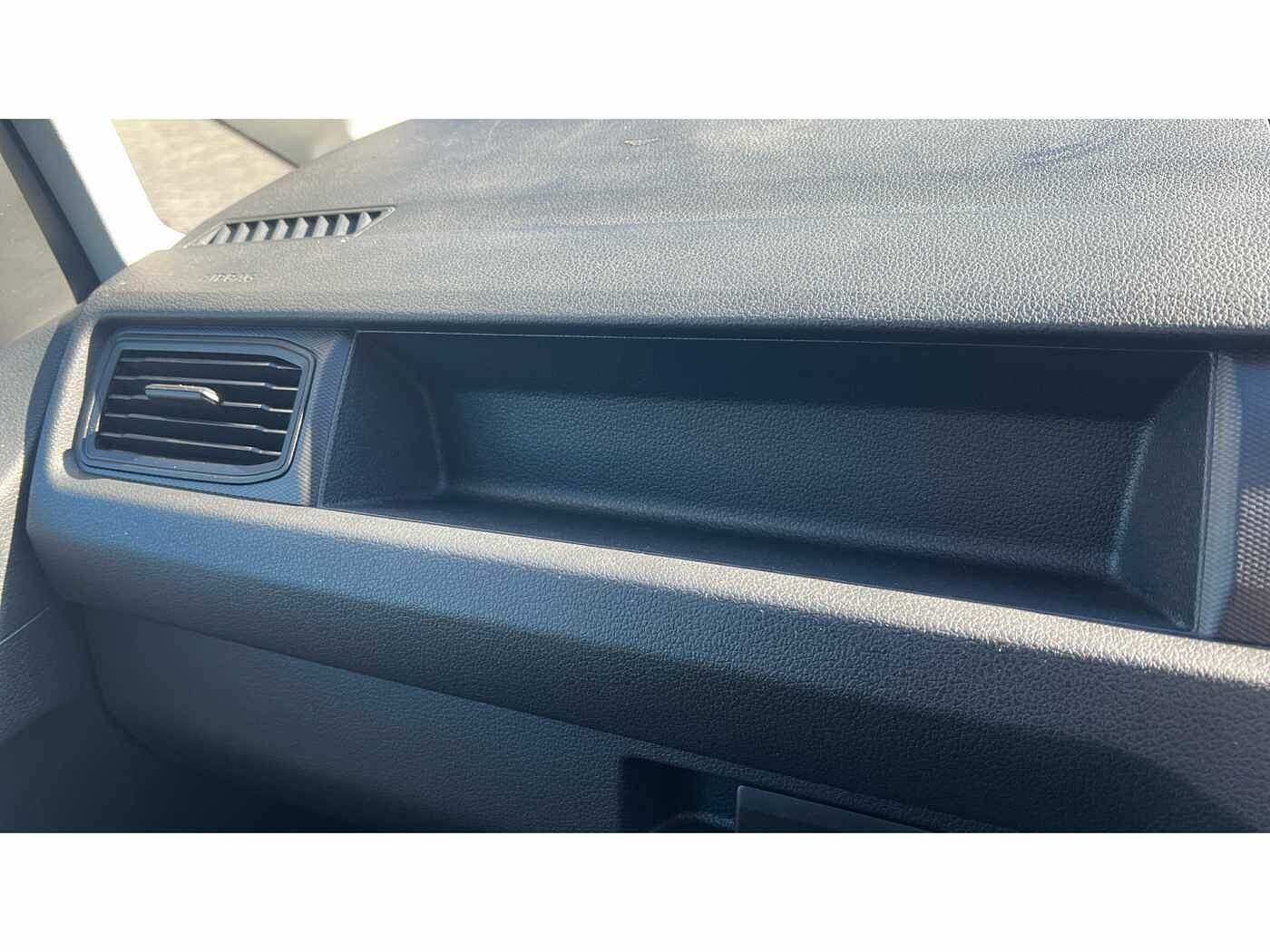 Volkswagen Caddy C20 Panel van Trendline SWB 102 PS 2.0 TDI 5sp Manual