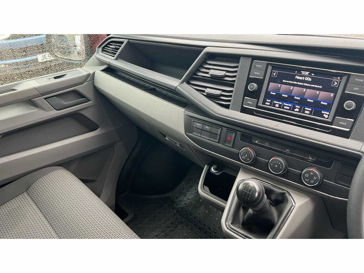 Volkswagen Transporter T30 Panel van Highline SWB 150 PS 2.0 TDI 6sp Manual