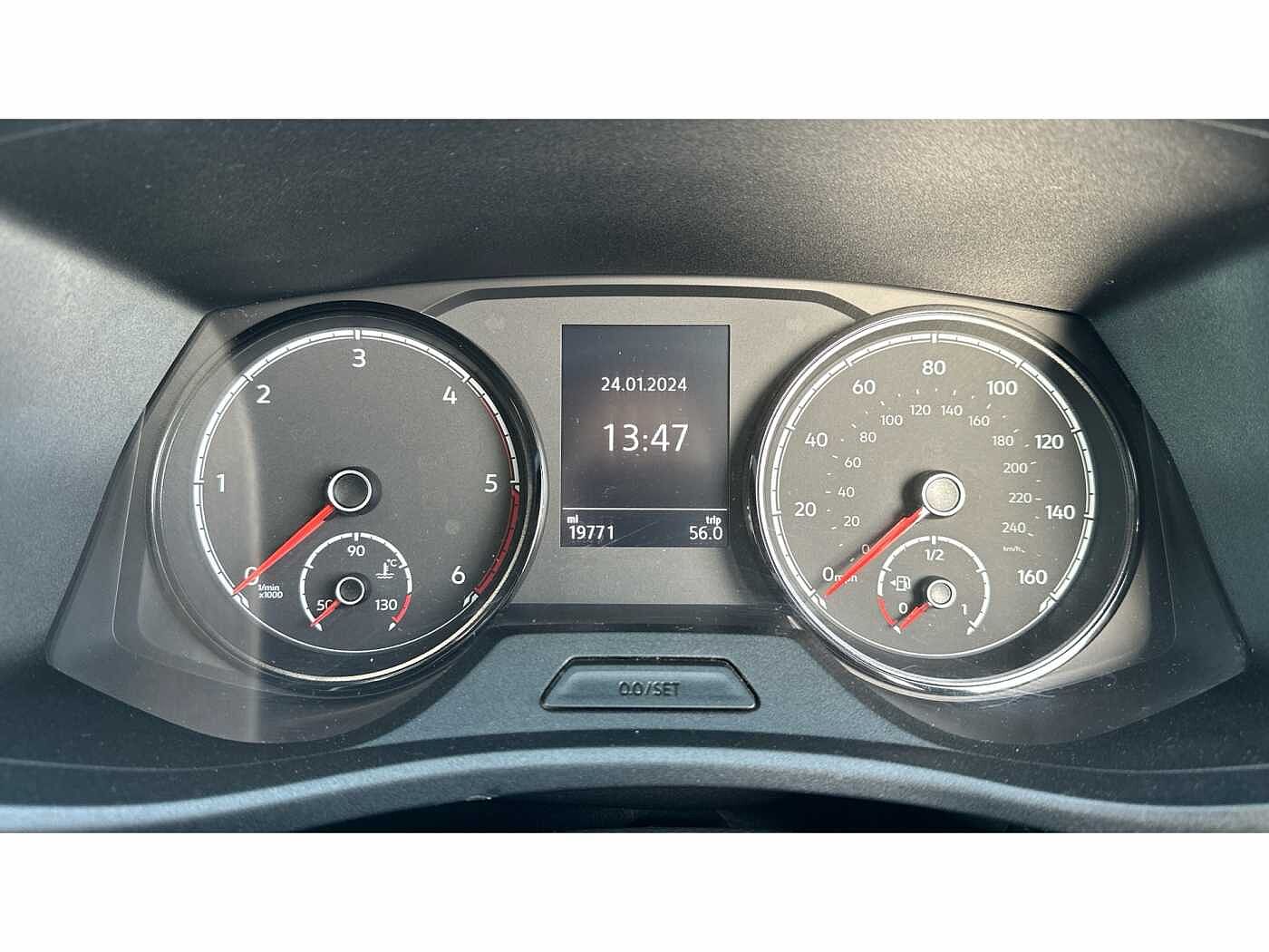 Volkswagen Transporter T30 Panel van Highline LWB 150 PS 2.0 TDI 6sp Manual