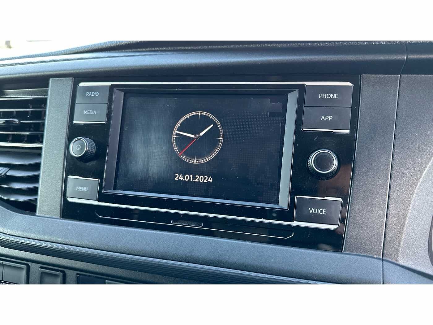 Volkswagen Transporter T30 Panel van Highline LWB 150 PS 2.0 TDI 6sp Manual