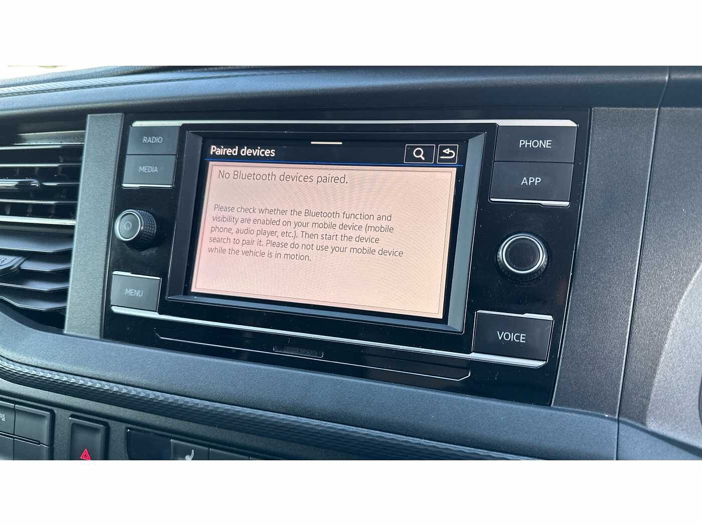 Volkswagen Transporter T30 Panel van Highline LWB 150 PS 2.0 TDI 6sp Manual