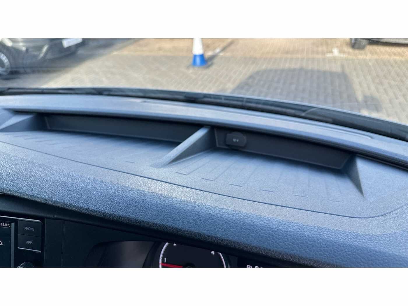 Volkswagen Transporter T30 Panel van Highline LWB 150 PS 2.0 TDI 6sp Manual