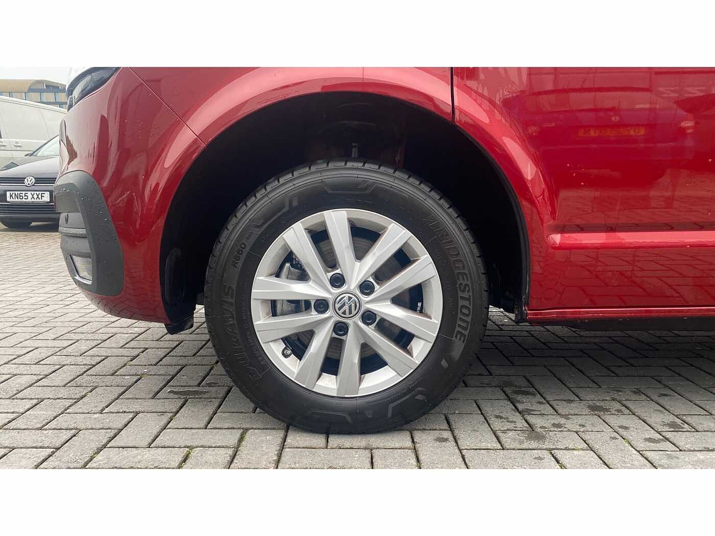 Volkswagen Transporter T28 Panel van Highline SWB 150 PS 2.0 TDI 7sp DSG