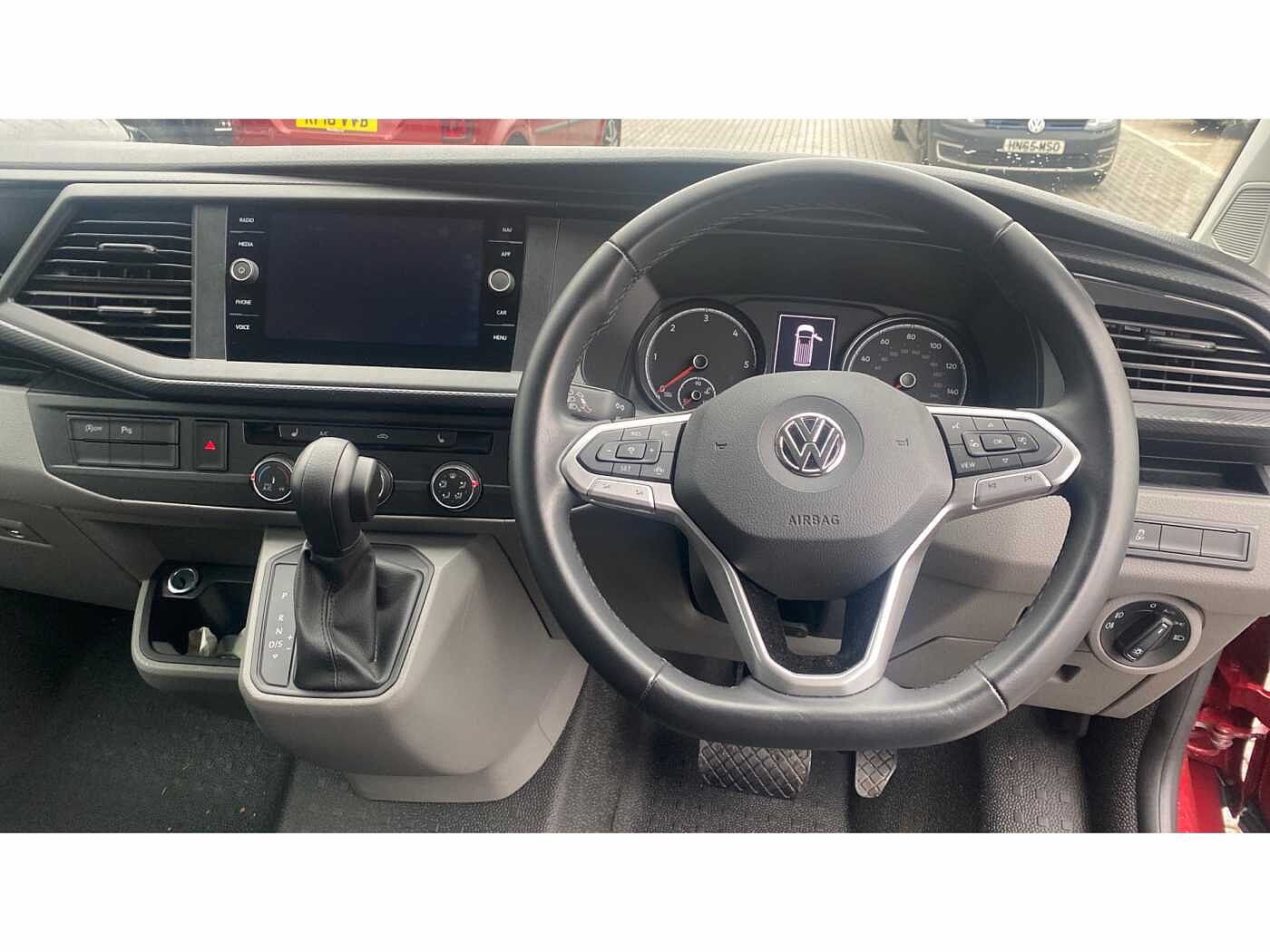 Volkswagen Transporter T28 Panel van Highline SWB 150 PS 2.0 TDI 7sp DSG