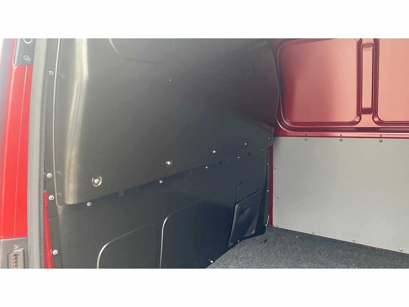 Volkswagen Transporter T28 Panel van Highline SWB 150 PS 2.0 TDI 7sp DSG