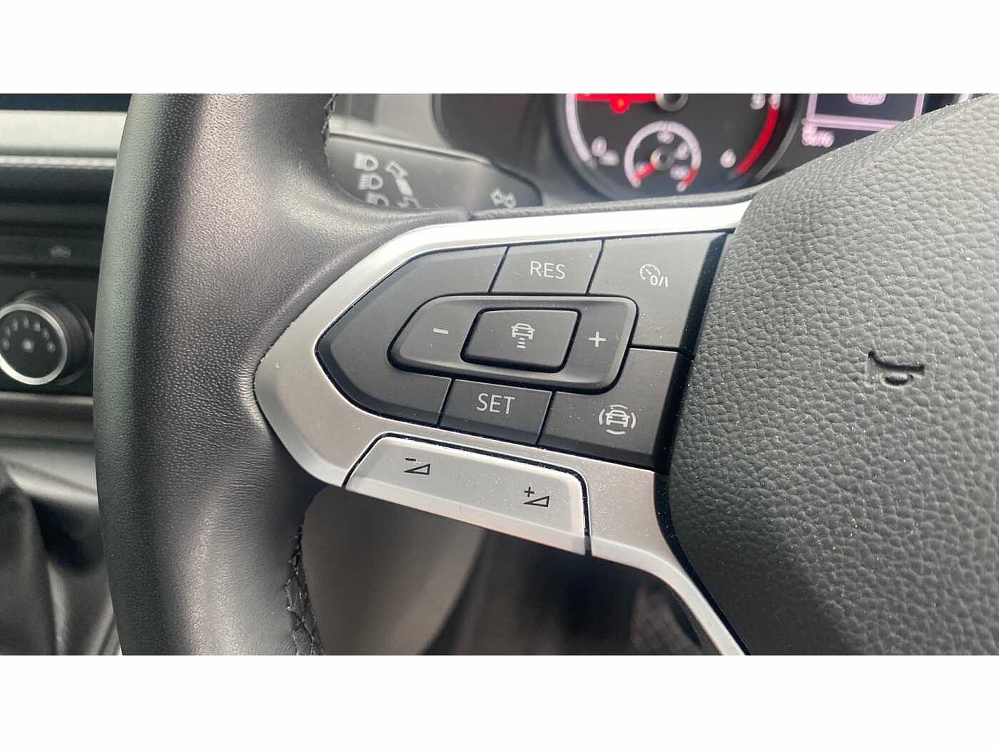 Volkswagen Transporter T28 Panel van Highline SWB 150 PS 2.0 TDI 7sp DSG