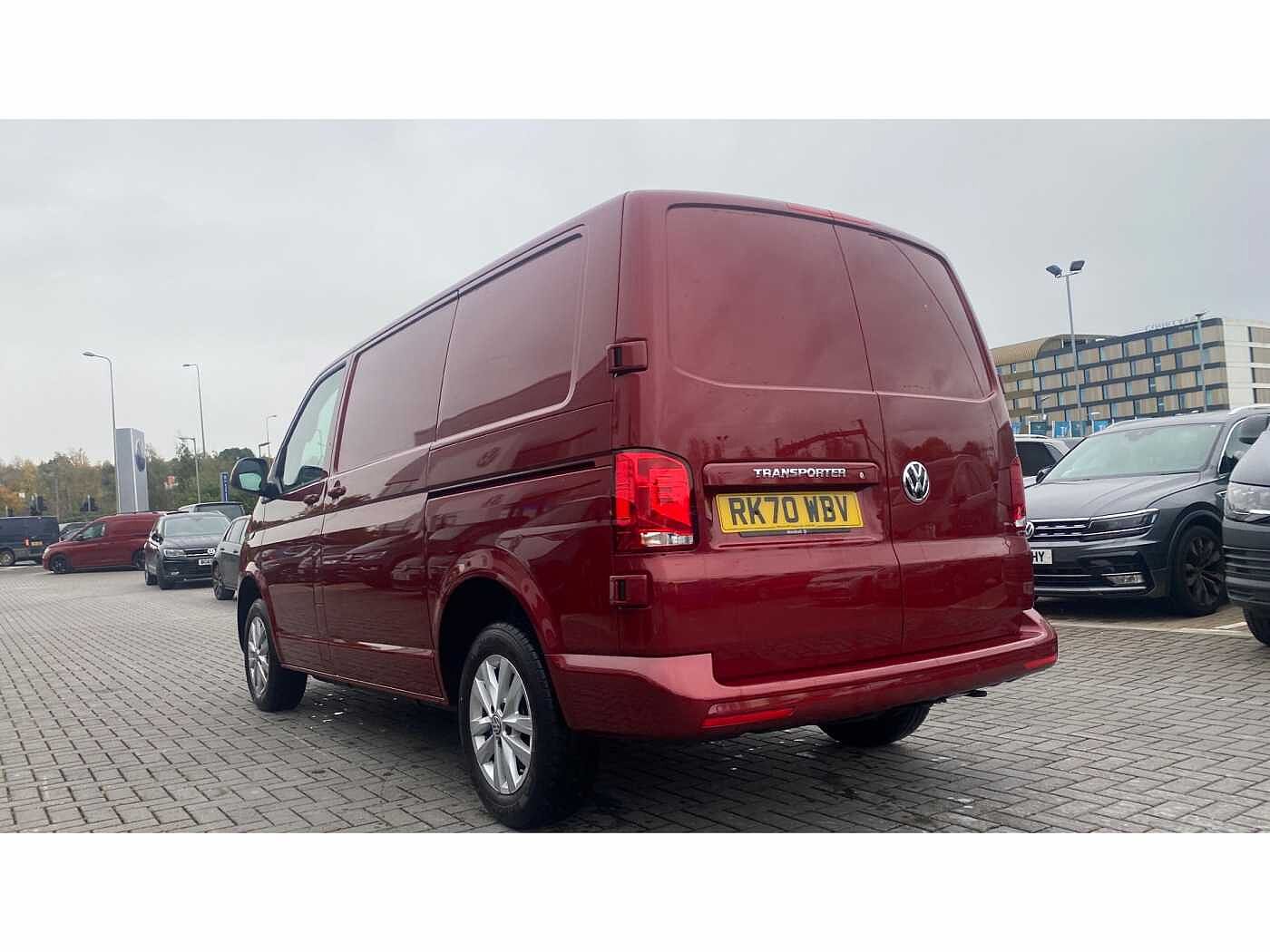 Volkswagen Transporter T28 Panel van Highline SWB 150 PS 2.0 TDI 7sp DSG
