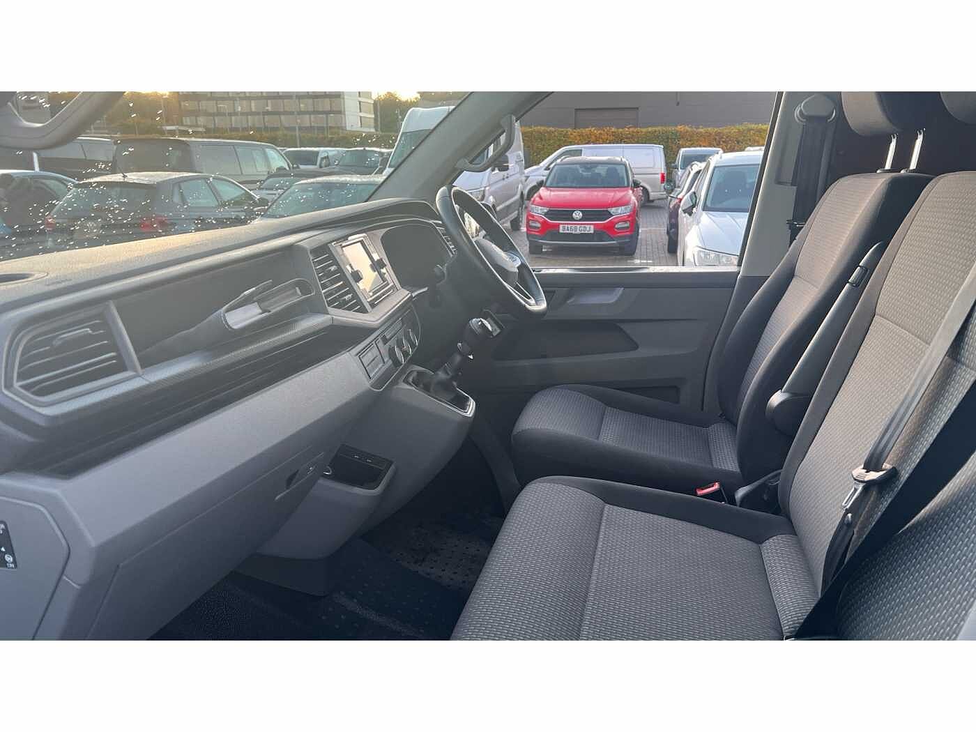 Volkswagen Transporter T30 Panel van Highline LWB 110 PS 2.0 TDI 5sp Manual