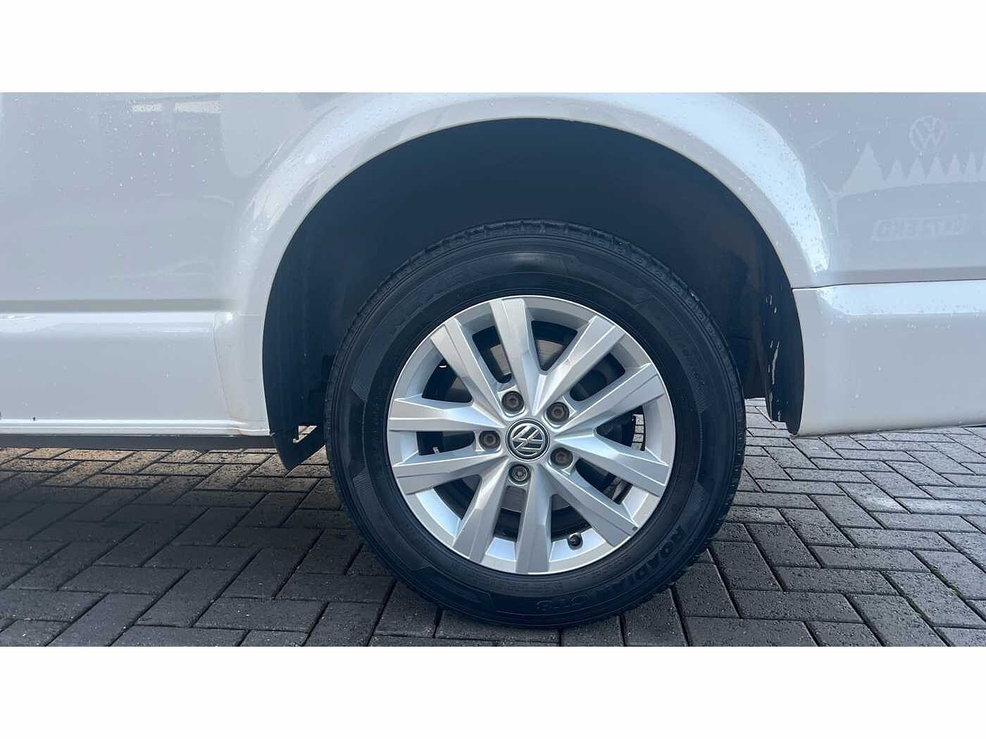 Volkswagen Transporter T30 Panel van Highline LWB 110 PS 2.0 TDI 5sp Manual