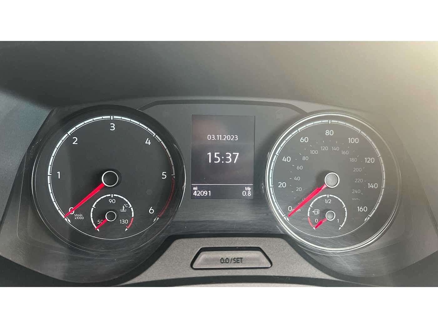 Volkswagen Transporter T30 Panel van Highline LWB 110 PS 2.0 TDI 5sp Manual
