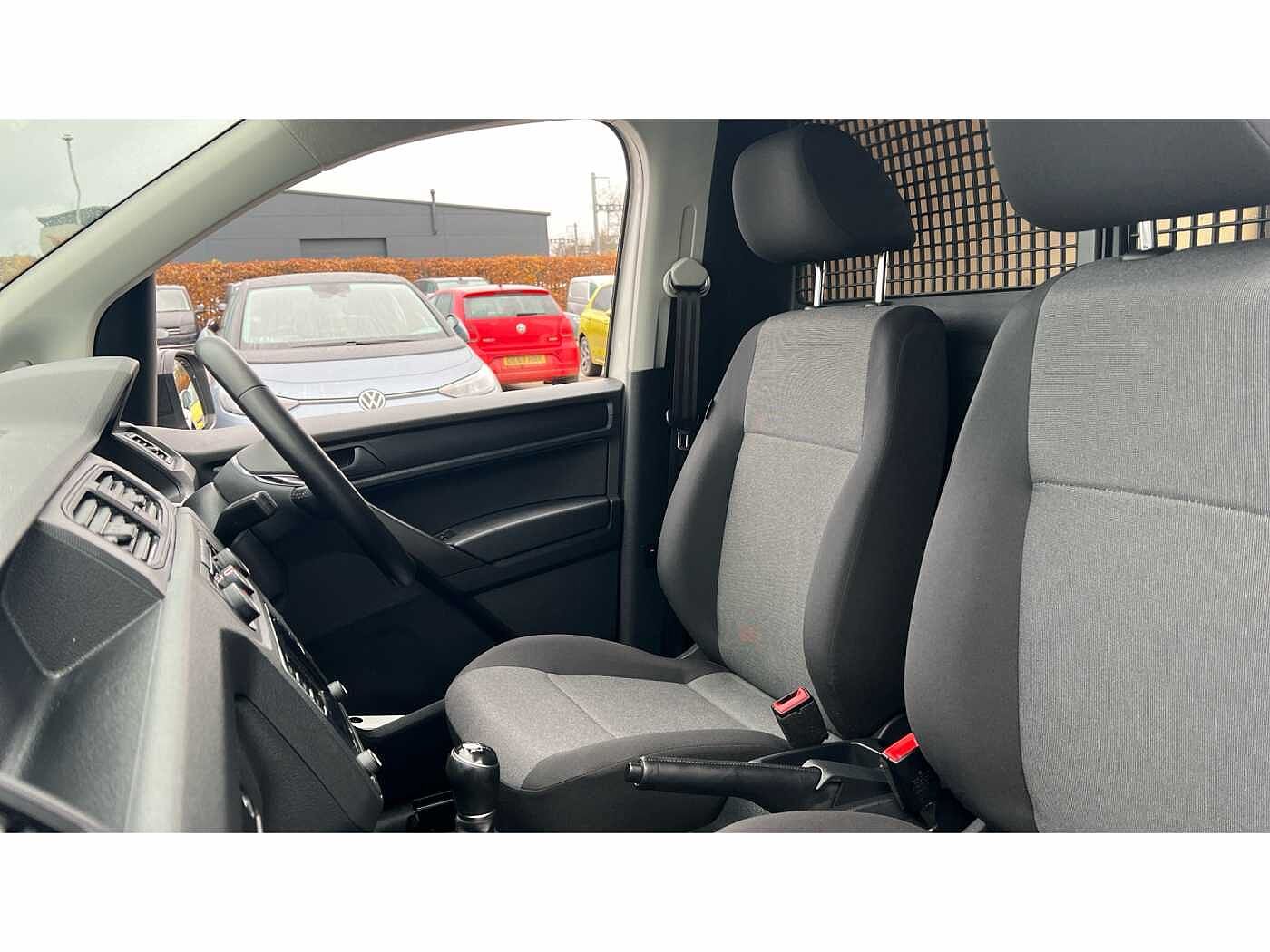 Volkswagen Caddy C20 Panel van Startline SWB 102 PS 2.0 TDI 5sp Manual