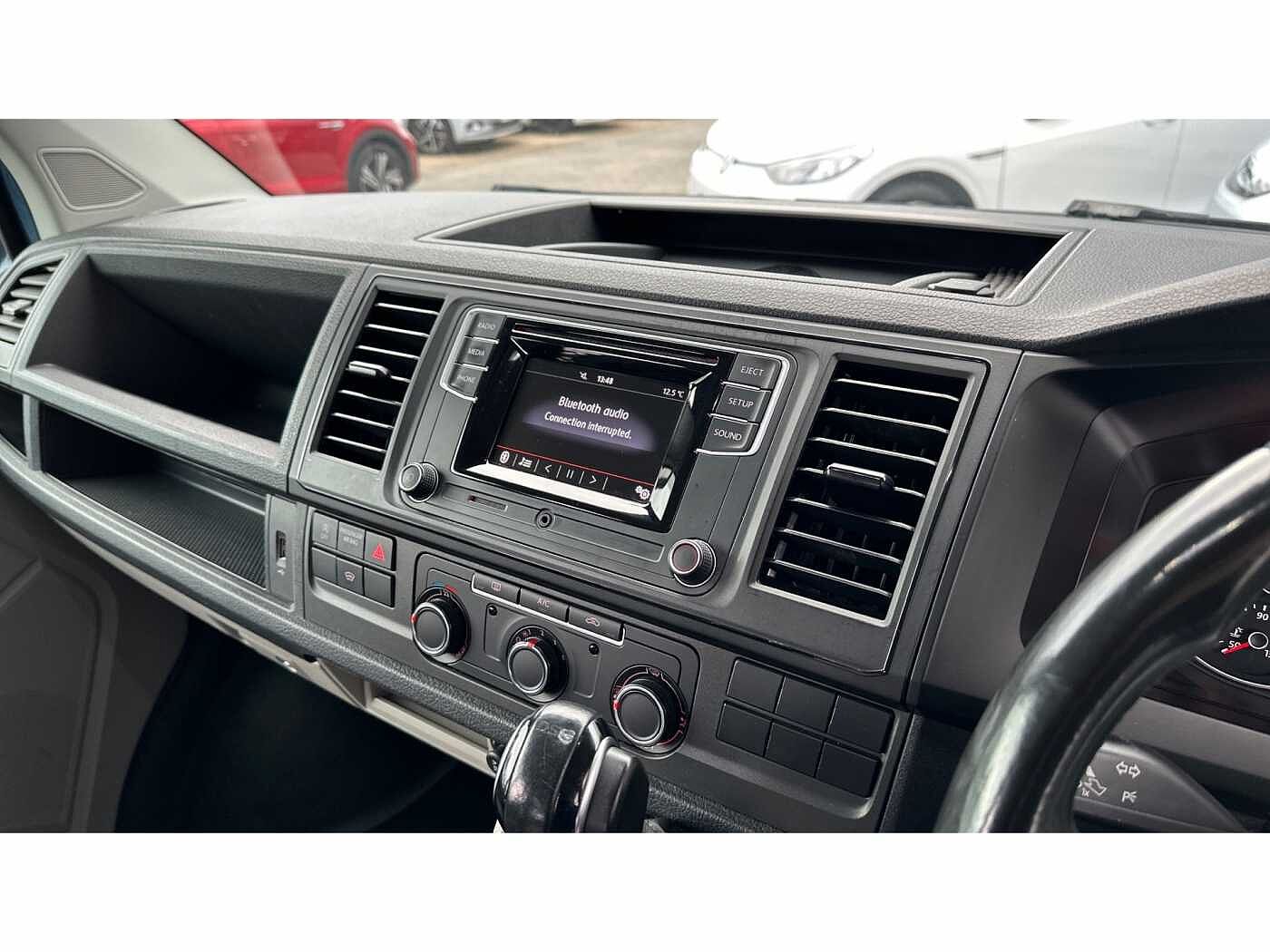Volkswagen Transporter T32 Kombi Highline LWB EU6 150 PS 2.0 TDI BMT 7sp DSG
