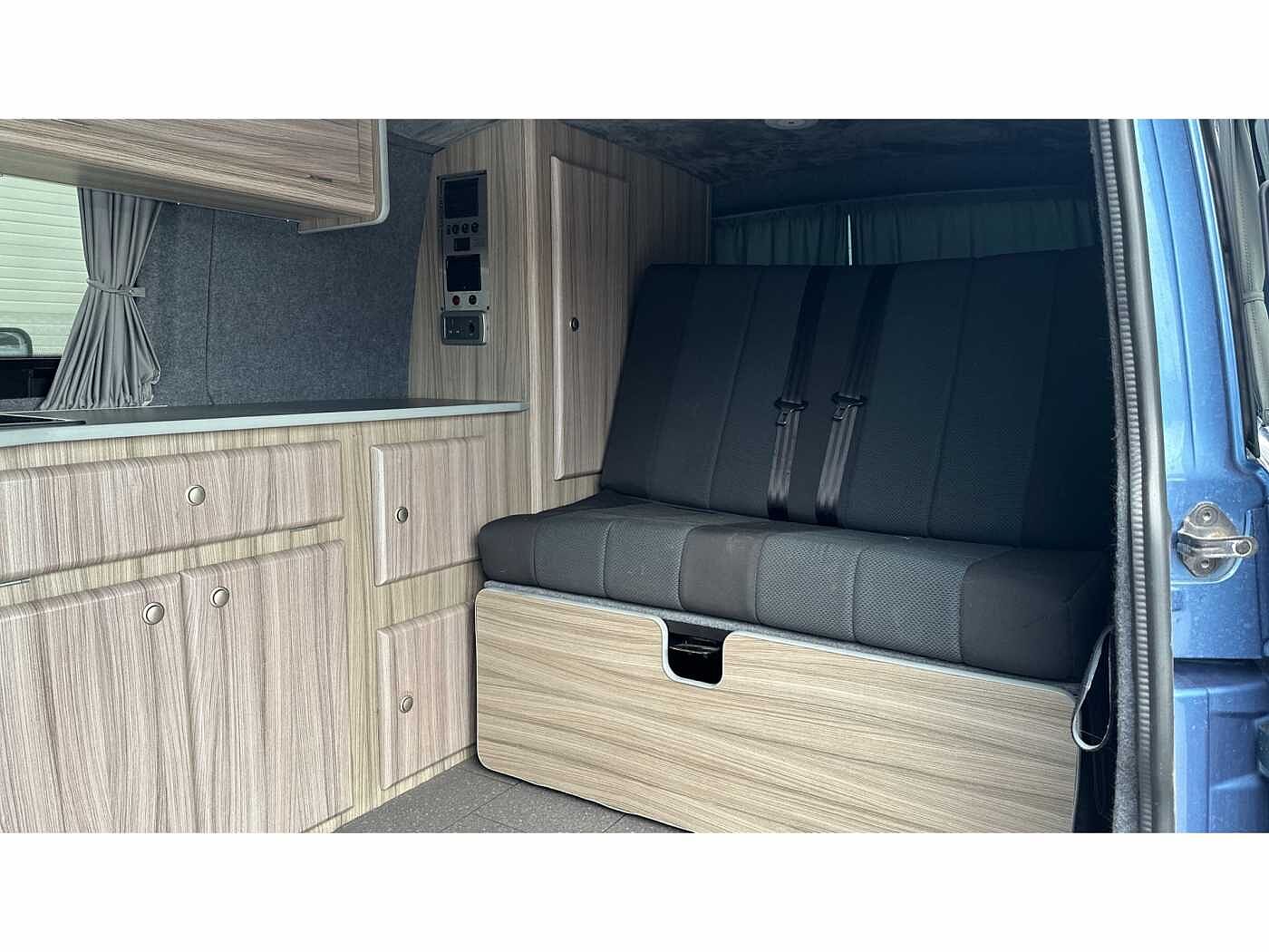 Volkswagen Transporter T32 Kombi Highline LWB EU6 150 PS 2.0 TDI BMT 7sp DSG