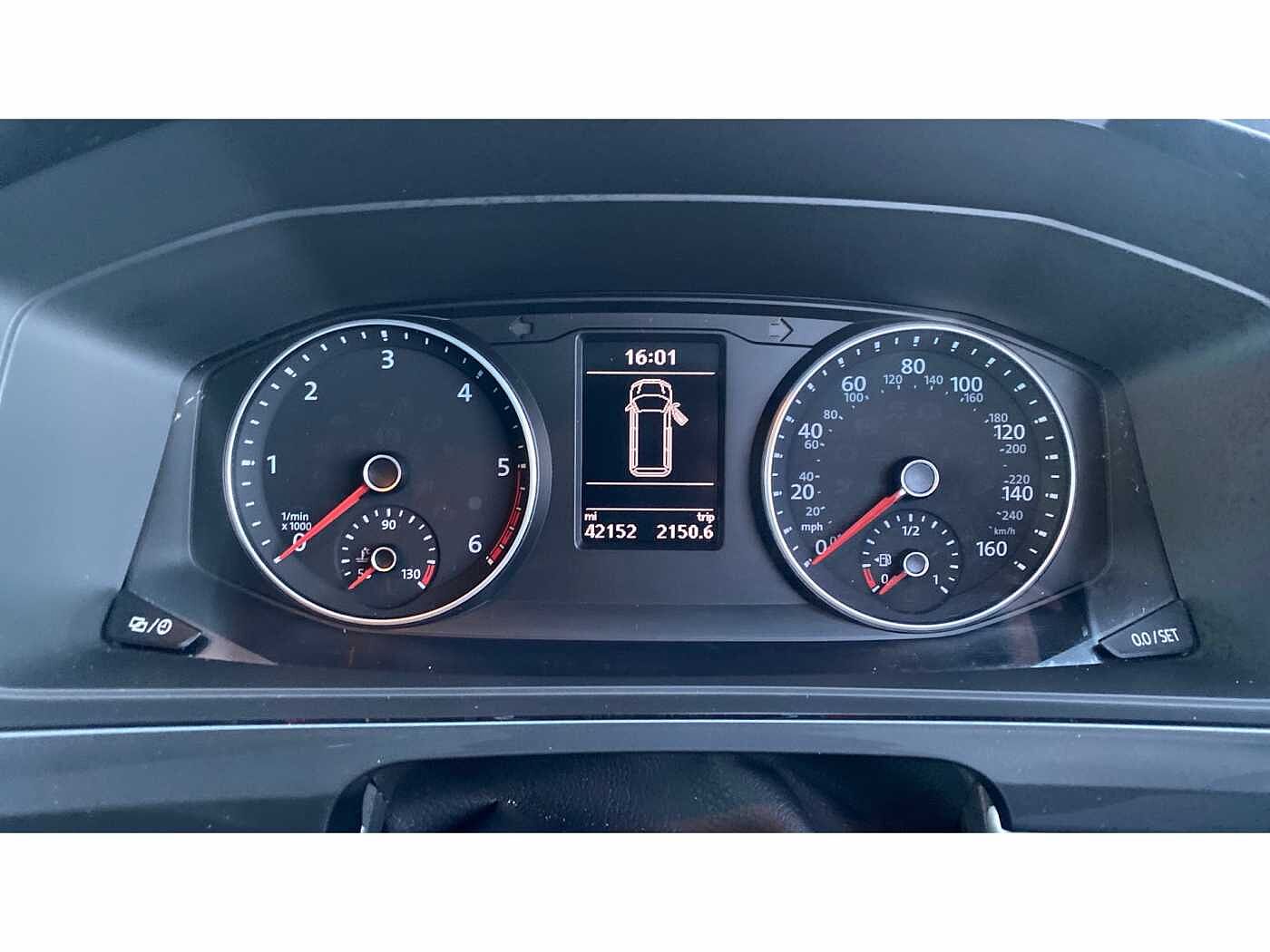 Volkswagen Transporter T32 Kombi Highline LWB 150 PS 2.0 TDI BMT 7sp DSG