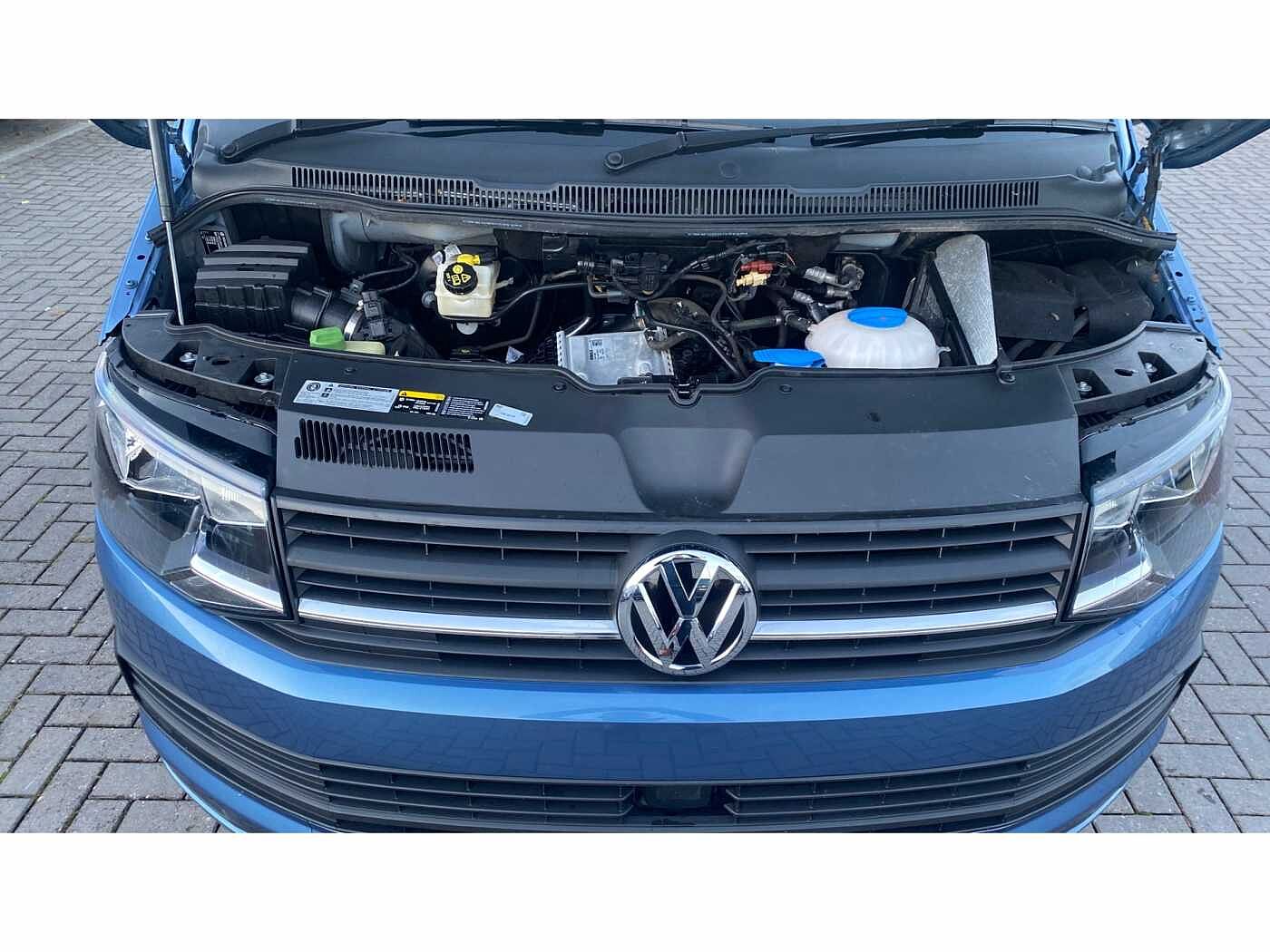 Volkswagen Transporter T32 Kombi Highline LWB 150 PS 2.0 TDI BMT 7sp DSG