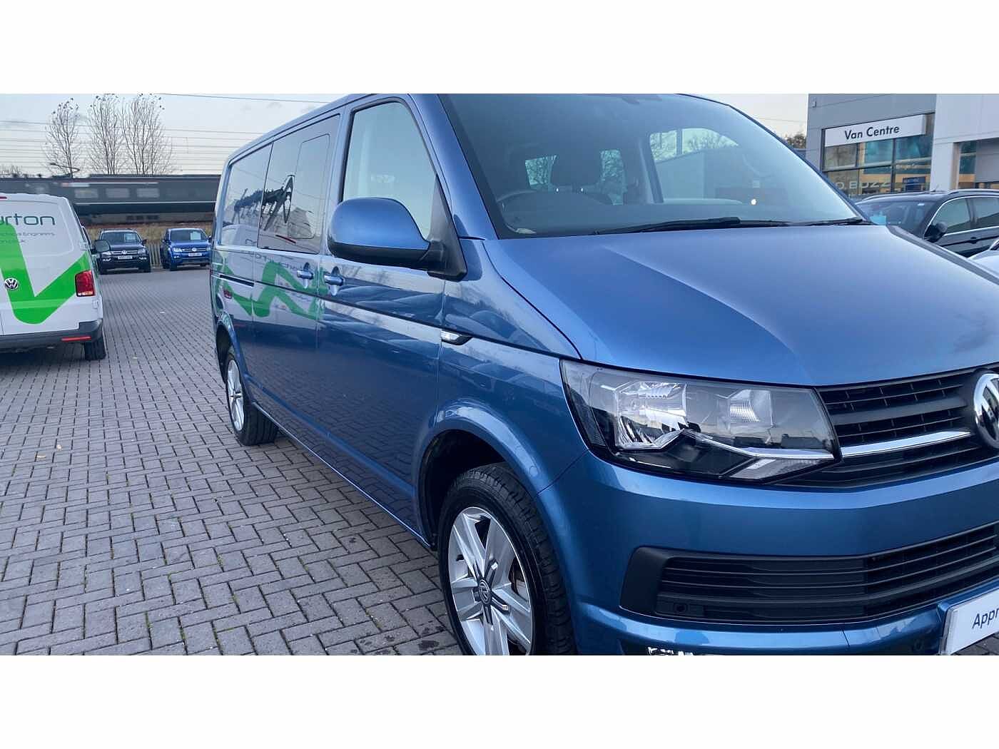 Volkswagen Transporter T32 Kombi Highline LWB 150 PS 2.0 TDI BMT 7sp DSG