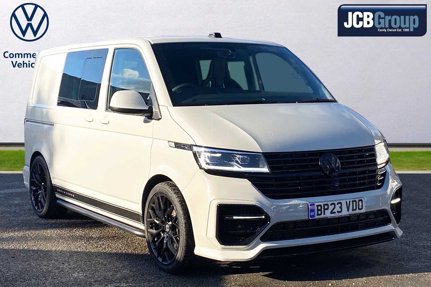 Volkswagen Transporter SWB KOMBI Diesel T32 2.0TDI 204ps Highline Kombi, DSG, LOTS OF SPEC & URBAN AUTO KIT