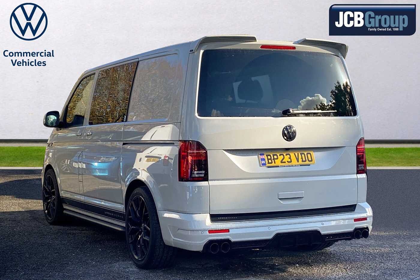 Volkswagen Transporter SWB KOMBI Diesel T32 2.0TDI 204ps Highline Kombi, DSG, LOTS OF SPEC & URBAN AUTO KIT
