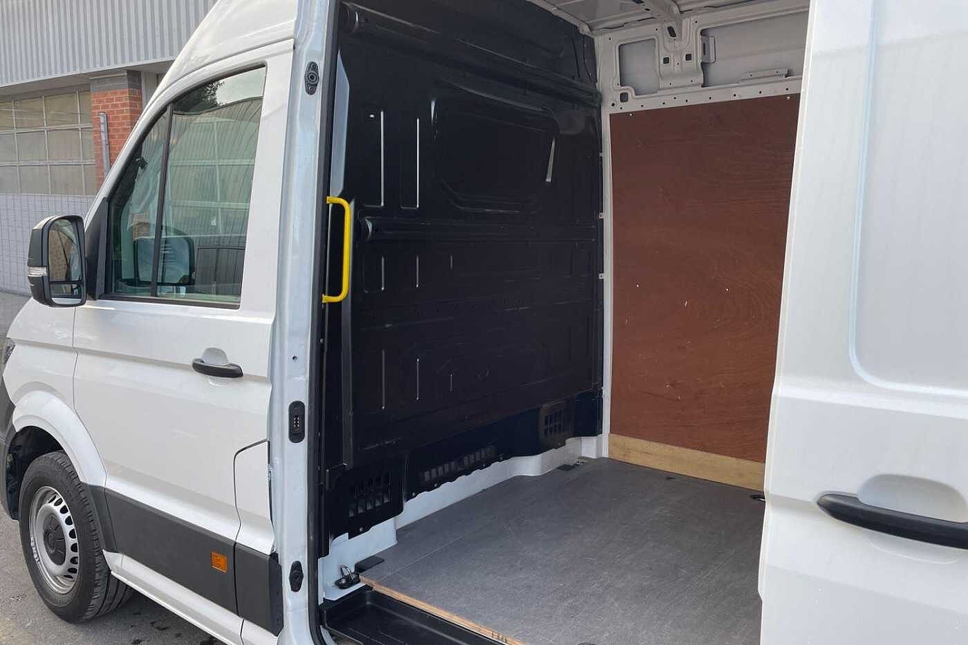 Volkswagen Crafter CR35 LWB FWD 2.0 TDI 140PS Trendline High Roof Van