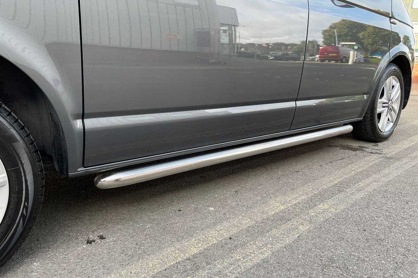 Volkswagen Transporter T32 SWB 2.0 BiTDI BMT 204 M/Roof Highline Kombi Van DSG