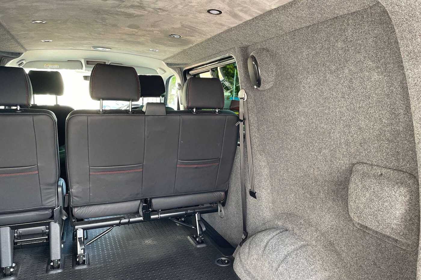 Volkswagen Transporter T32 SWB 2.0 BiTDI BMT 204 M/Roof Highline Kombi Van DSG