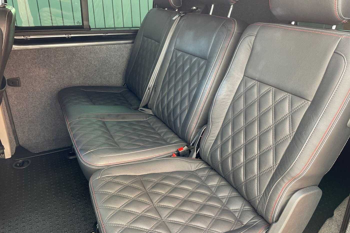 Volkswagen Transporter T32 SWB 2.0 BiTDI BMT 204 M/Roof Highline Kombi Van DSG