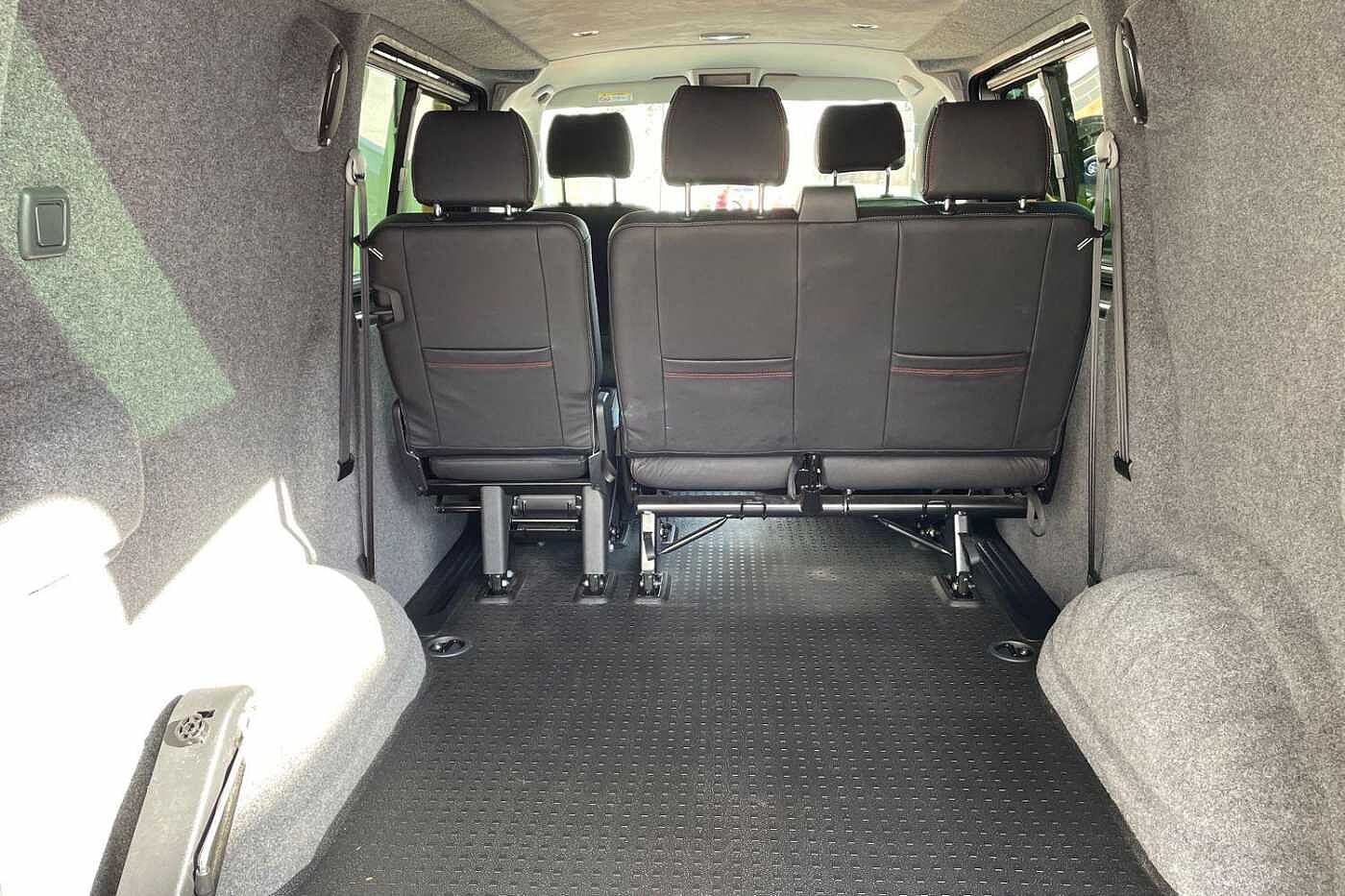 Volkswagen Transporter T32 SWB 2.0 BiTDI BMT 204 M/Roof Highline Kombi Van DSG