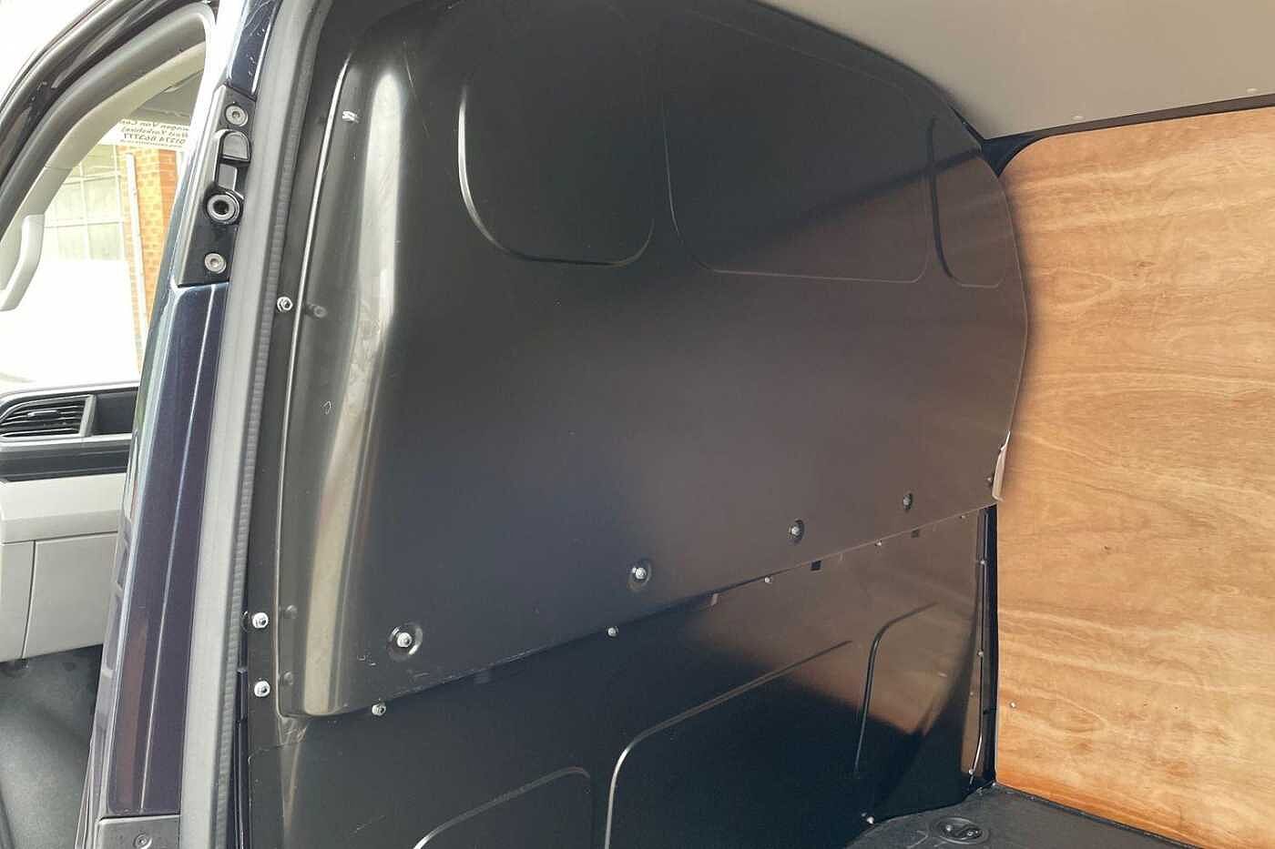 Volkswagen Transporter T28 SWB 2.0 TDI 150 Highline