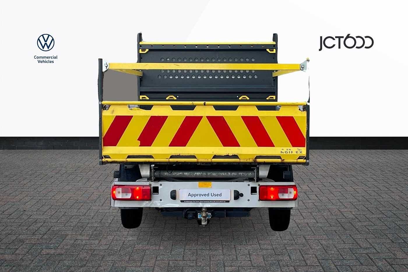 Volkswagen Crafter CR35 LWB RWD 2.0 TDI 140PS Startline ETG Tipper D/Cab
