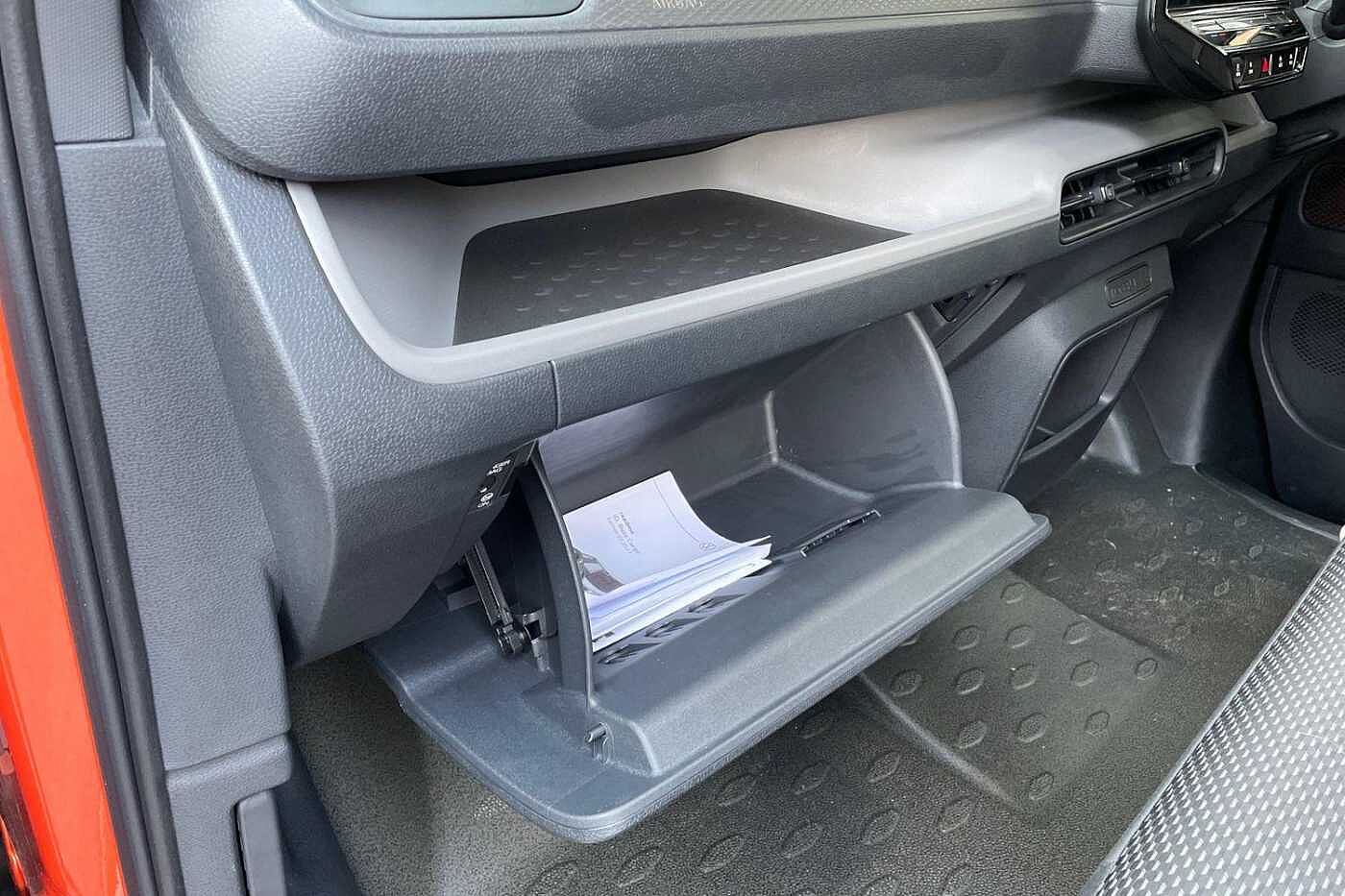Volkswagen Id.Buzz CARGO 150kW Commerce Plus 77kWh Auto