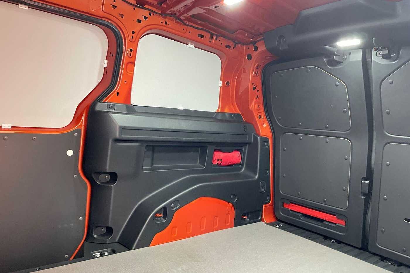 Volkswagen Id.Buzz CARGO 150kW Commerce Plus 77kWh Auto