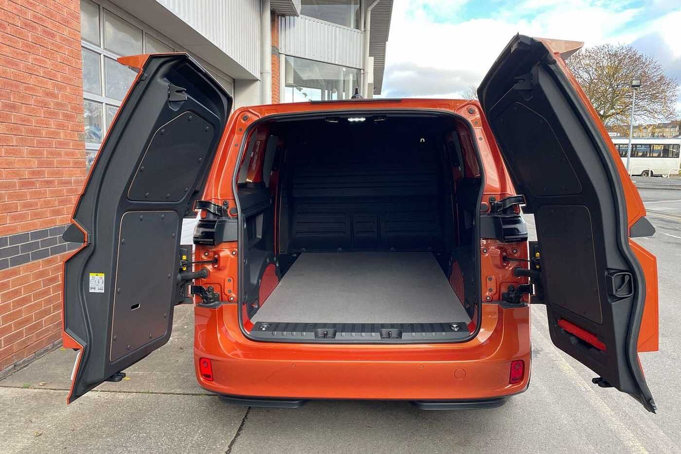 Volkswagen Id.Buzz CARGO 150kW Commerce Plus 77kWh Auto