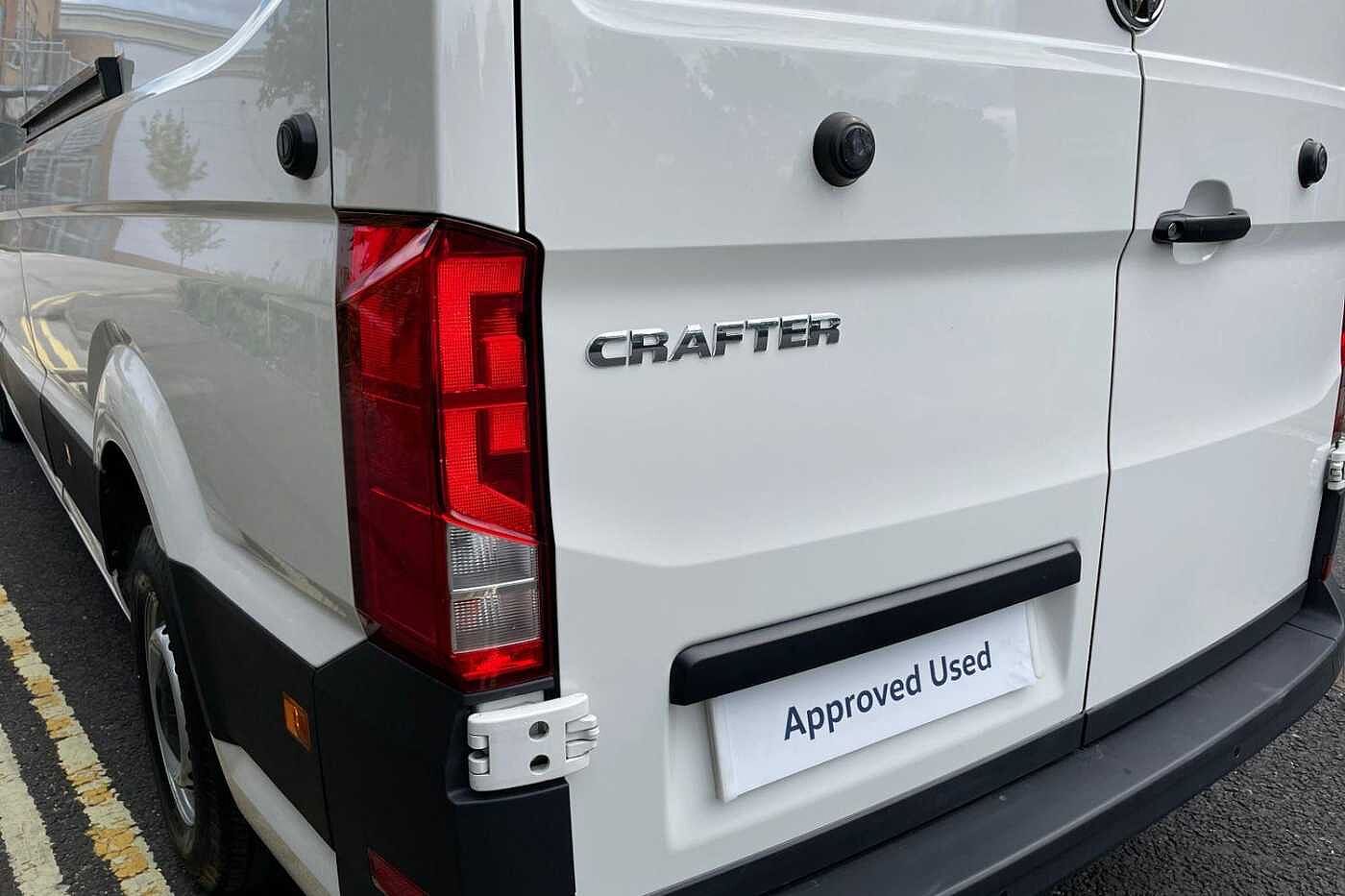 Volkswagen Crafter CR35 MWB FWD 2.0 TDI 140PS Trendline High Roof Van