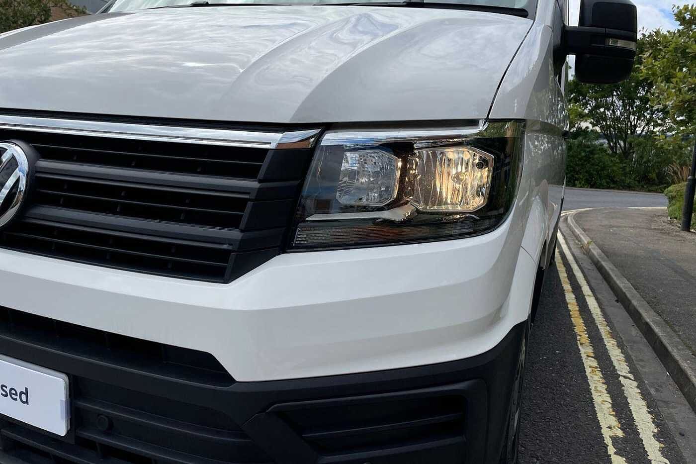 Volkswagen Crafter CR35 MWB FWD 2.0 TDI 140PS Trendline High Roof Van