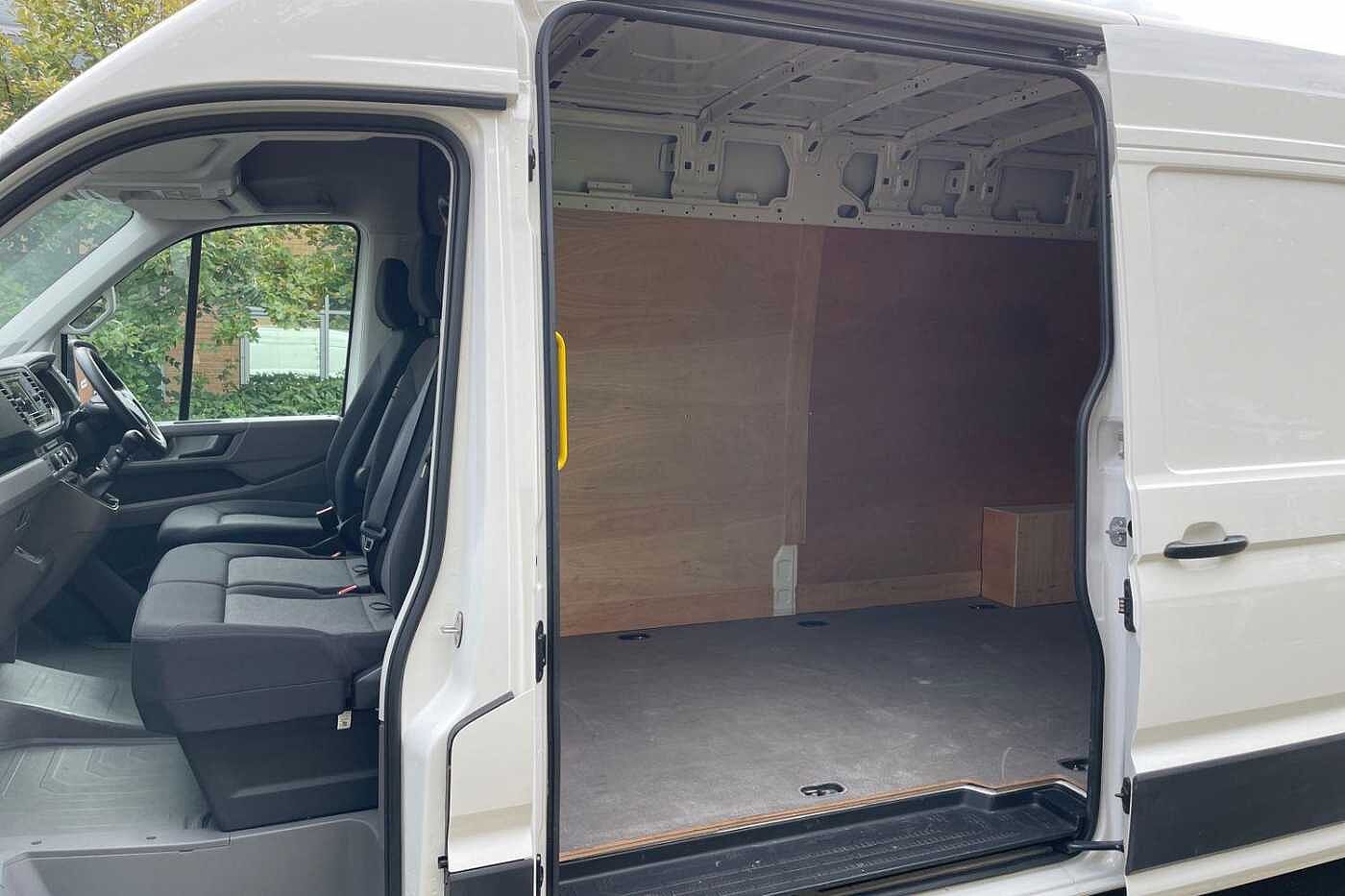 Volkswagen Crafter CR35 MWB FWD 2.0 TDI 140PS Trendline High Roof Van