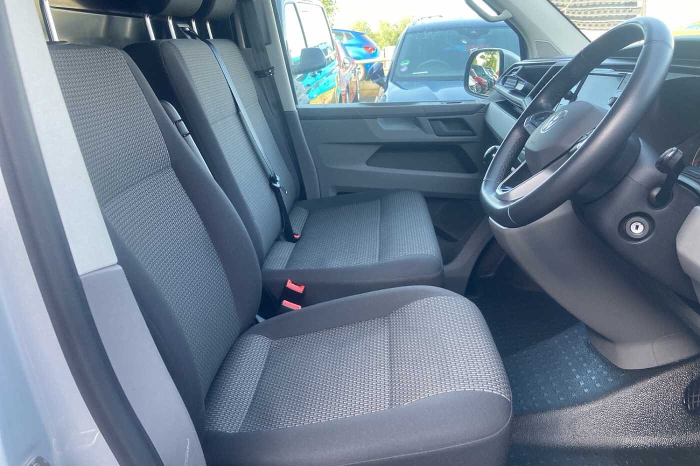 Volkswagen Transporter 2.0TDI 110ps T28 Highline BMT SWB PV