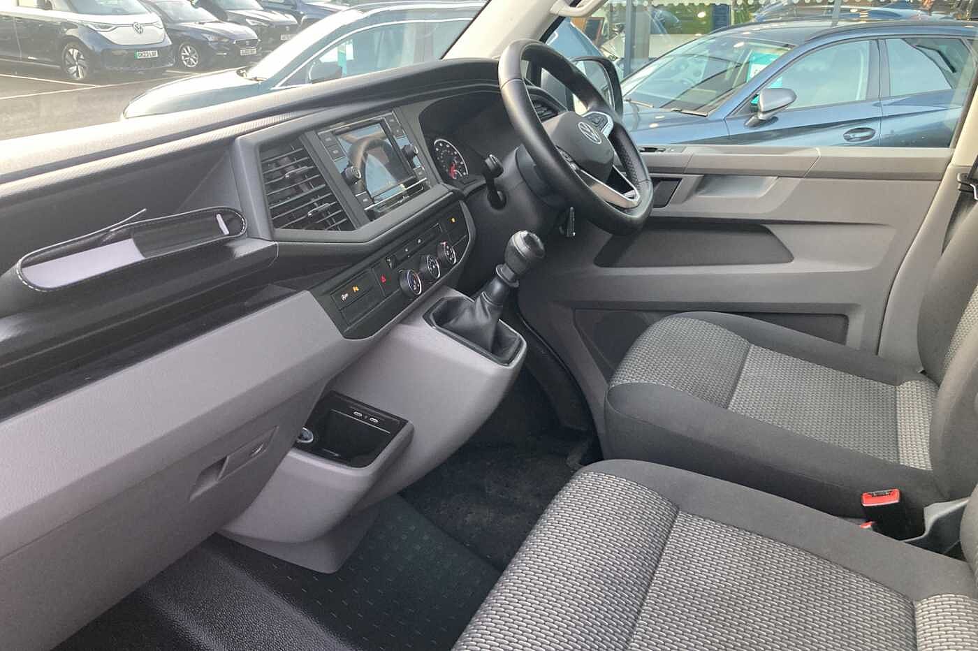 Volkswagen Transporter 2.0TDI 102ps T28 Highline BMT SWB PV