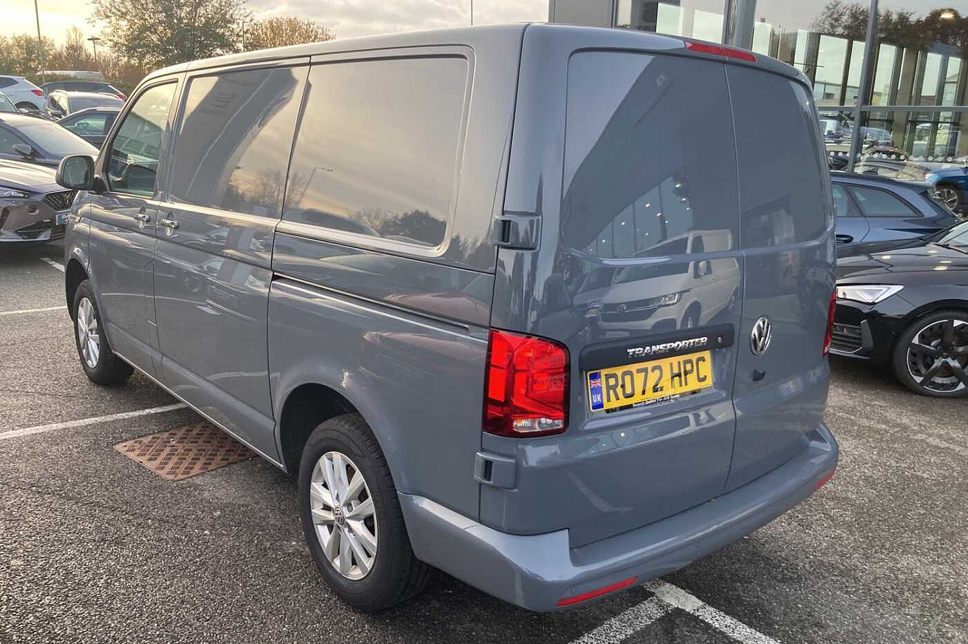 Volkswagen Transporter 2.0TDI 102ps T28 Highline BMT SWB PV