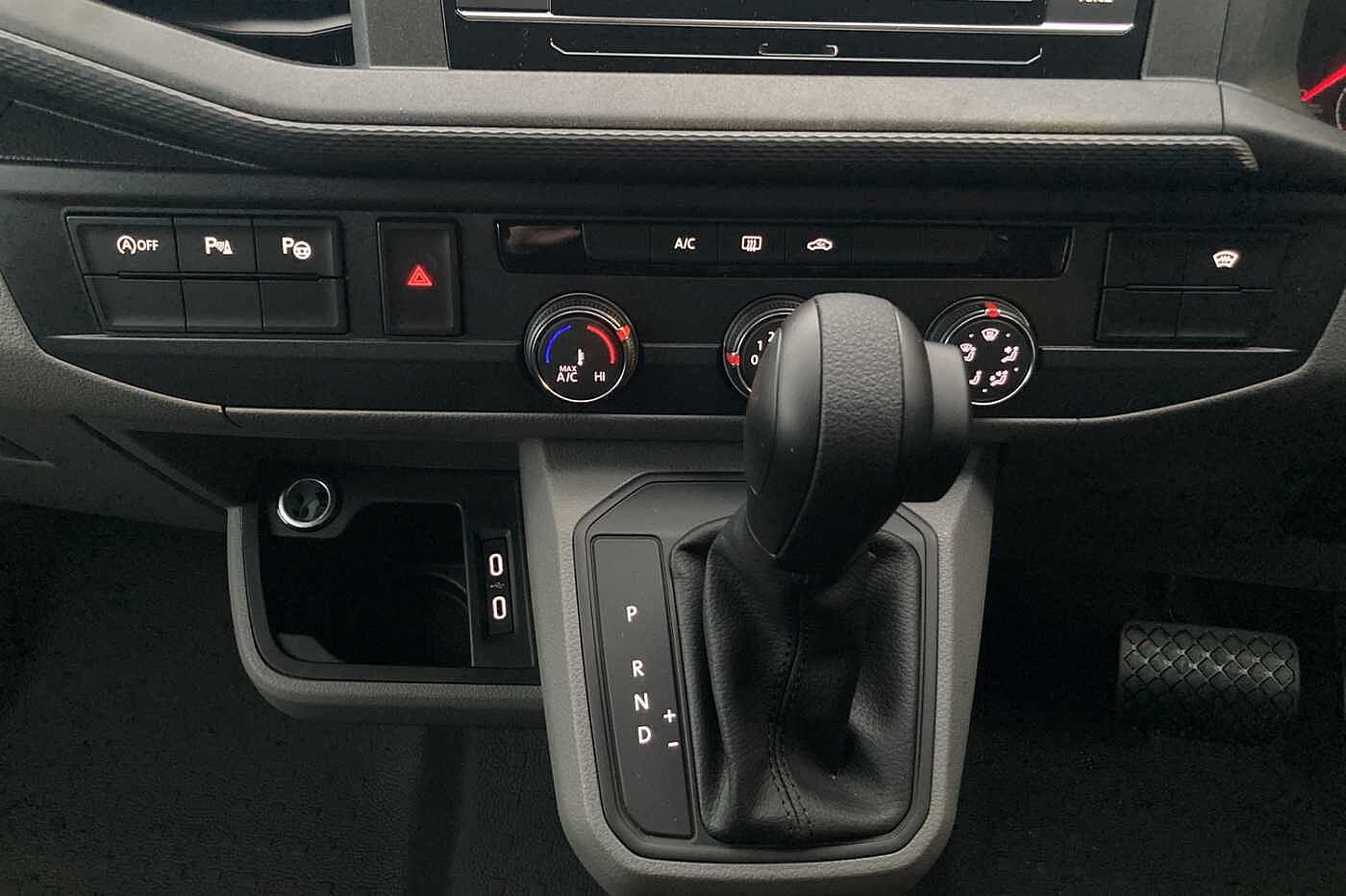 Volkswagen Transporter Kombi 2.0TDI 150 T30 High BMT SWB DSG