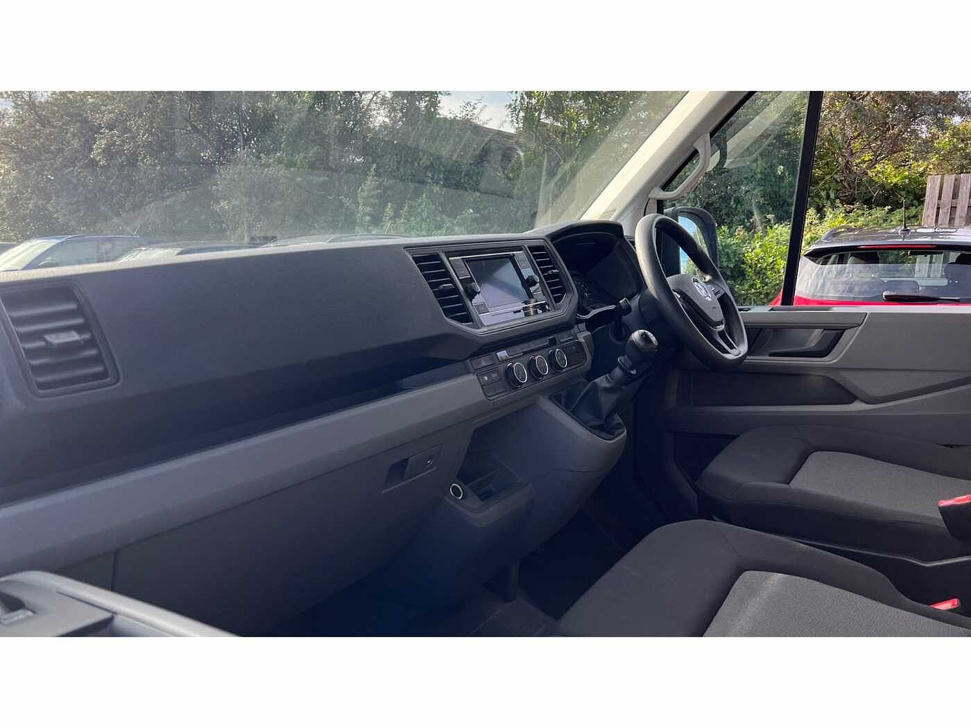 Volkswagen Crafter 2.0TDI (140PS) RWD CR35 LWB Trendline PV