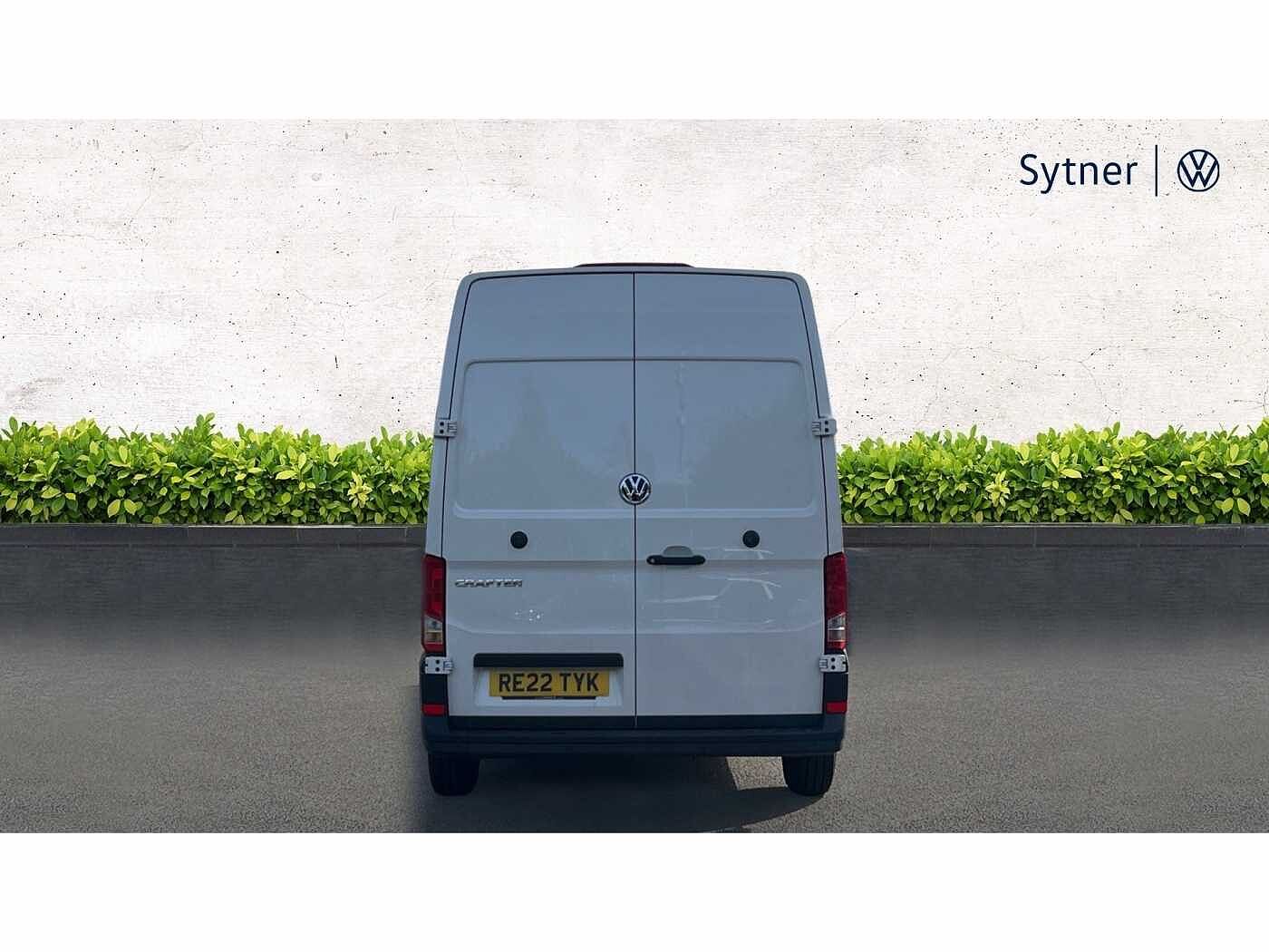 Volkswagen Crafter 2.0TDI (140PS) RWD CR35 LWB Trendline PV