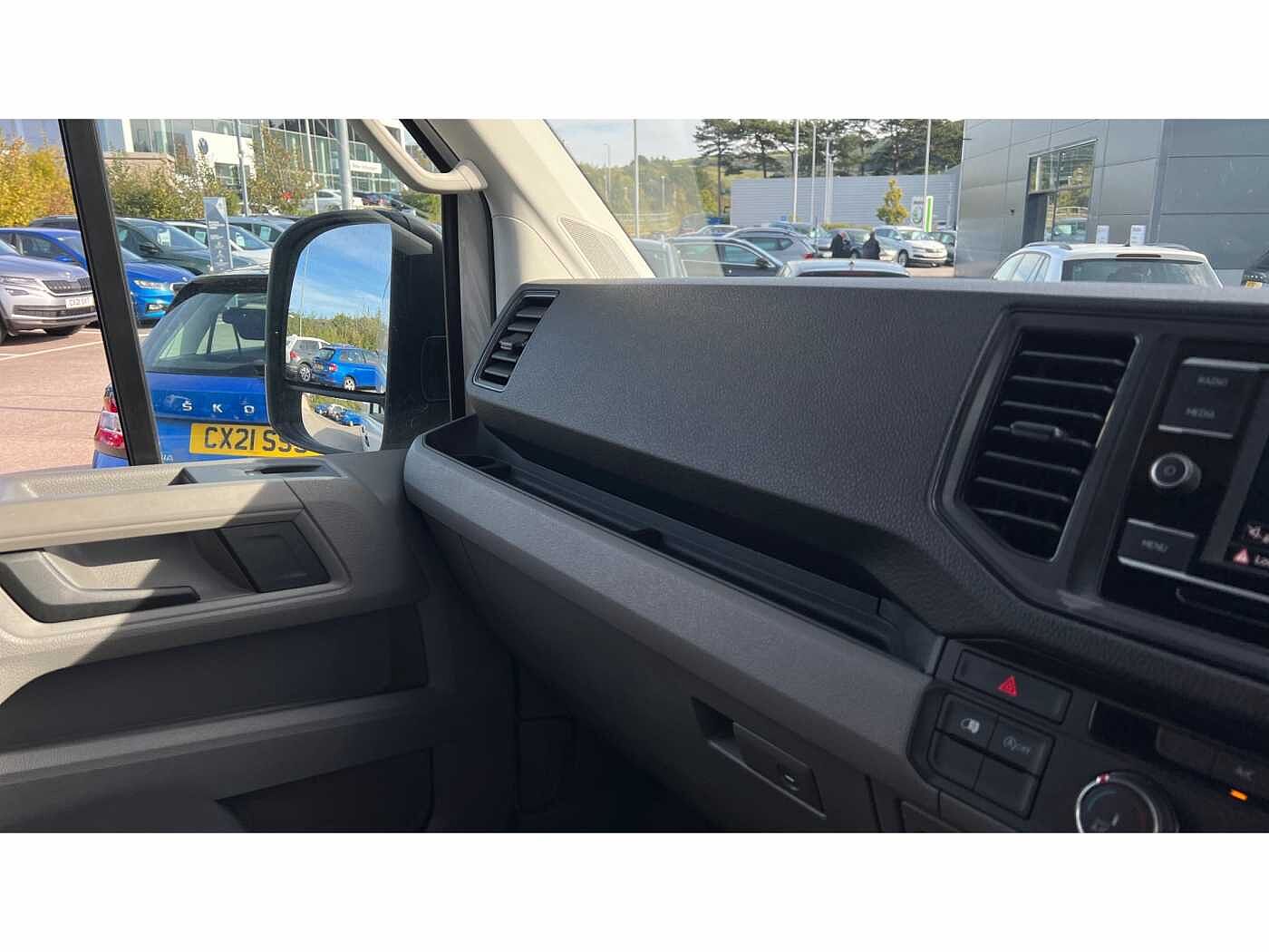 Volkswagen Crafter 2.0TDI (140PS) RWD CR35 LWB Trendline PV