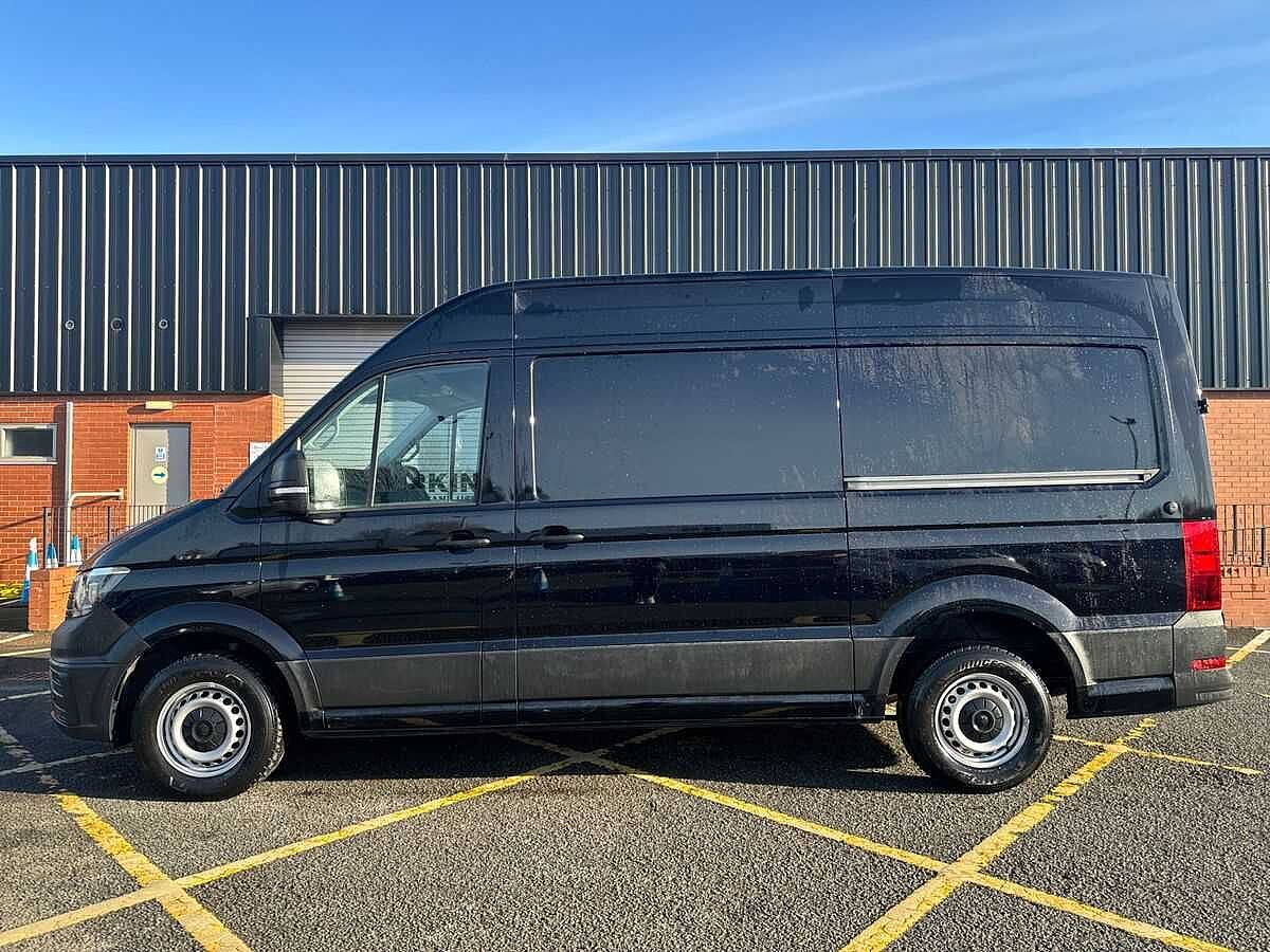 Volkswagen Crafter Cr35 Mwb Diesel Fwd 2.0 TDI 140Ps Trendline High Roof Van