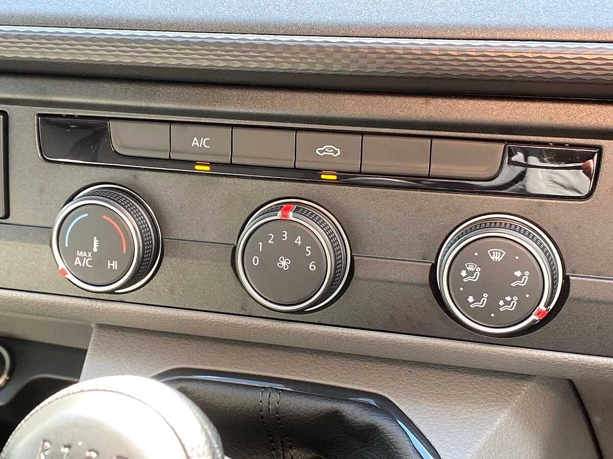 Volkswagen Transporter T28 Swb Diesel 2.0 TDI 110 Highline Van