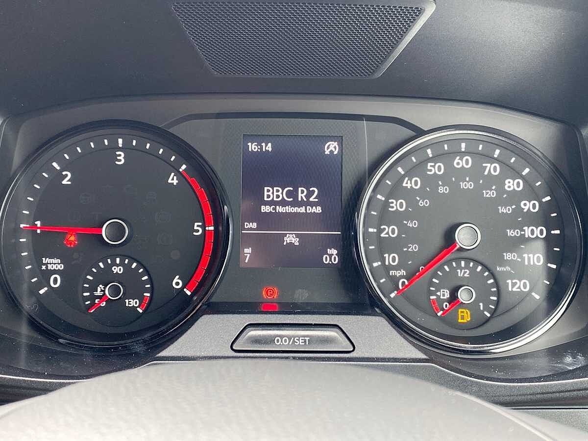 Volkswagen Crafter Cr35 Lwb Diesel Fwd 2.0 TDI 140Ps Trendline Business H/Roof Van Auto