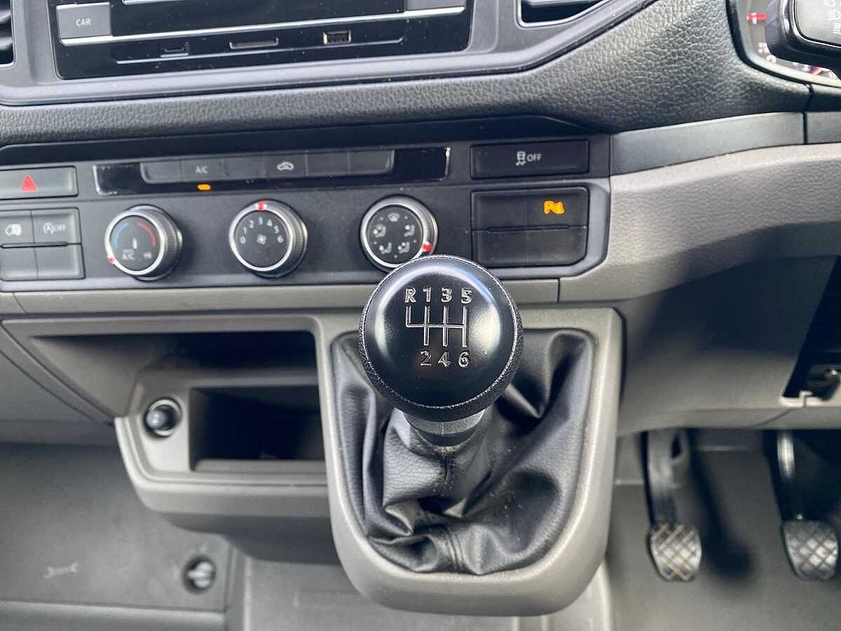 Volkswagen Crafter Cr35 Lwb Diesel Fwd 2.0 TDI 102Ps Startline High Roof Van